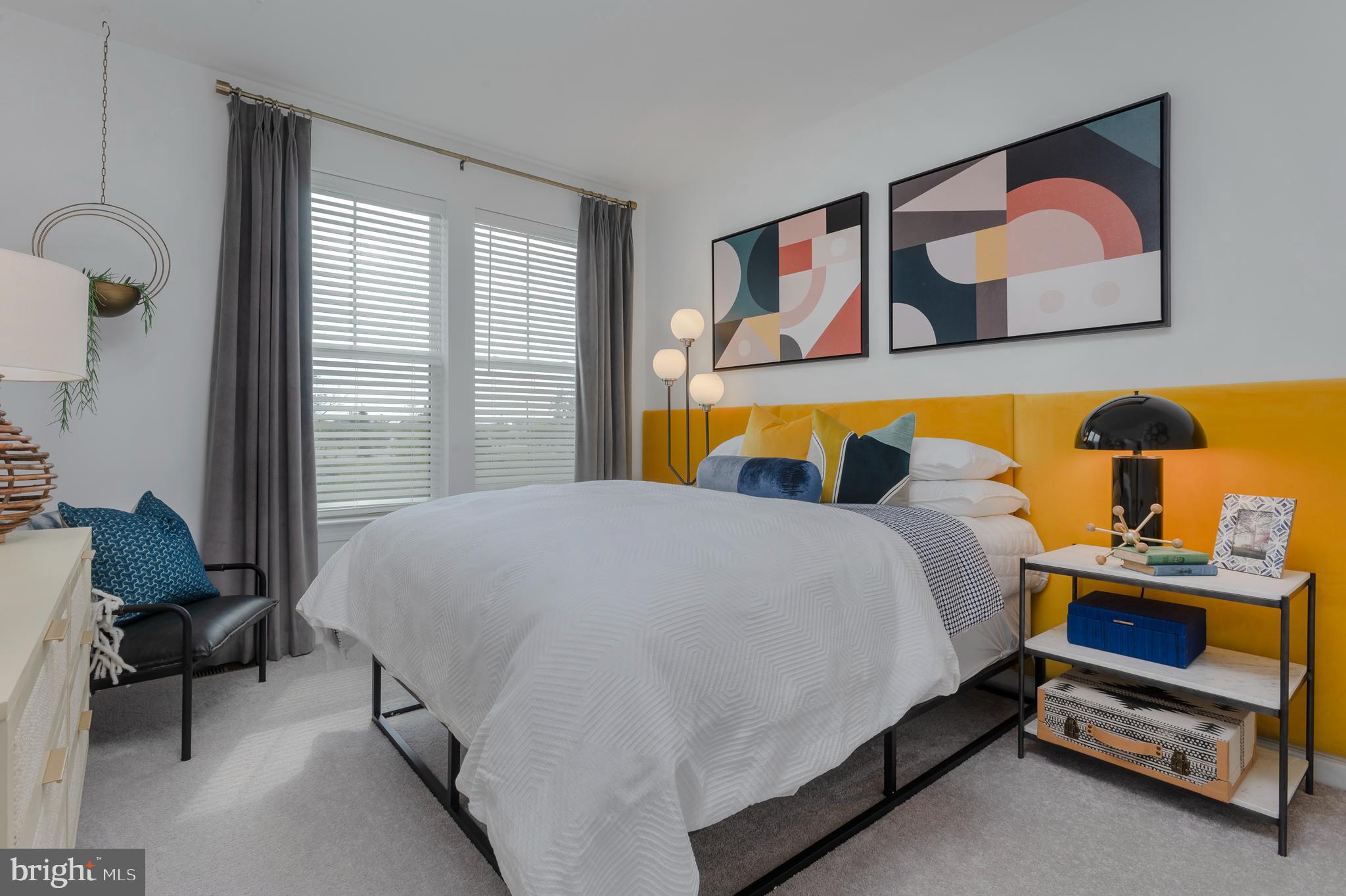 POTOMAC TOWN CENTER - Residential