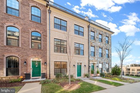 502 WINDBOARD WAY OXON HILL MD 20745