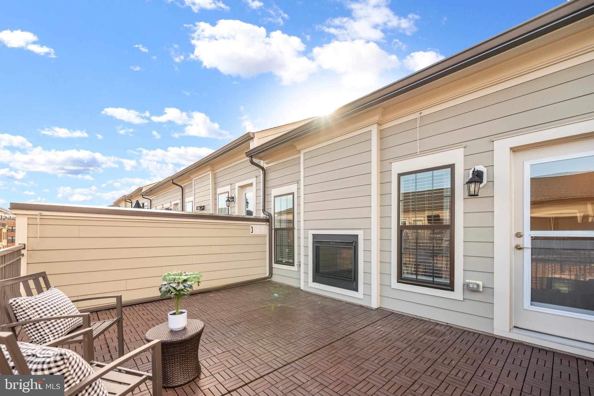 POTOMAC OVERLOOK CONDO - Residential