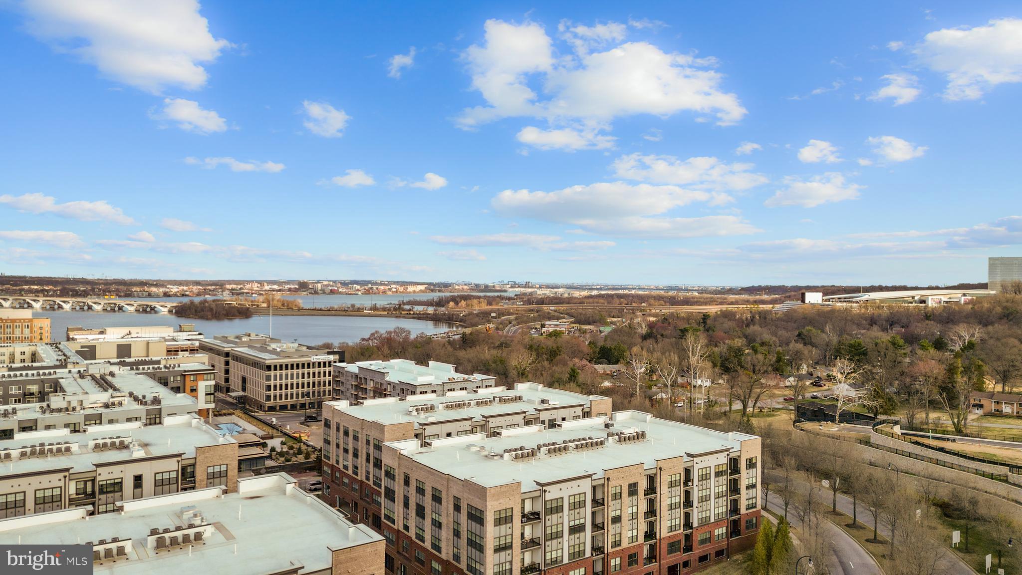 POTOMAC OVERLOOK CONDO - Residential