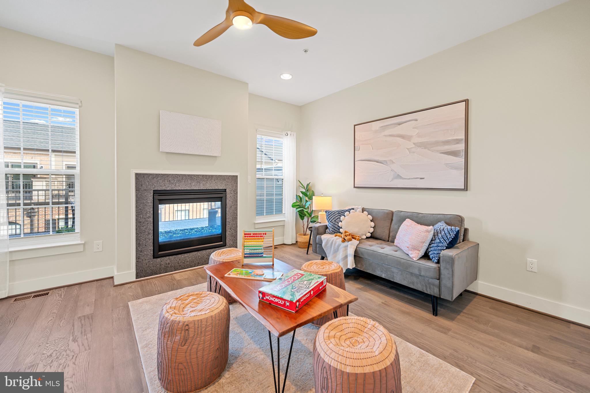 POTOMAC OVERLOOK CONDO - Residential