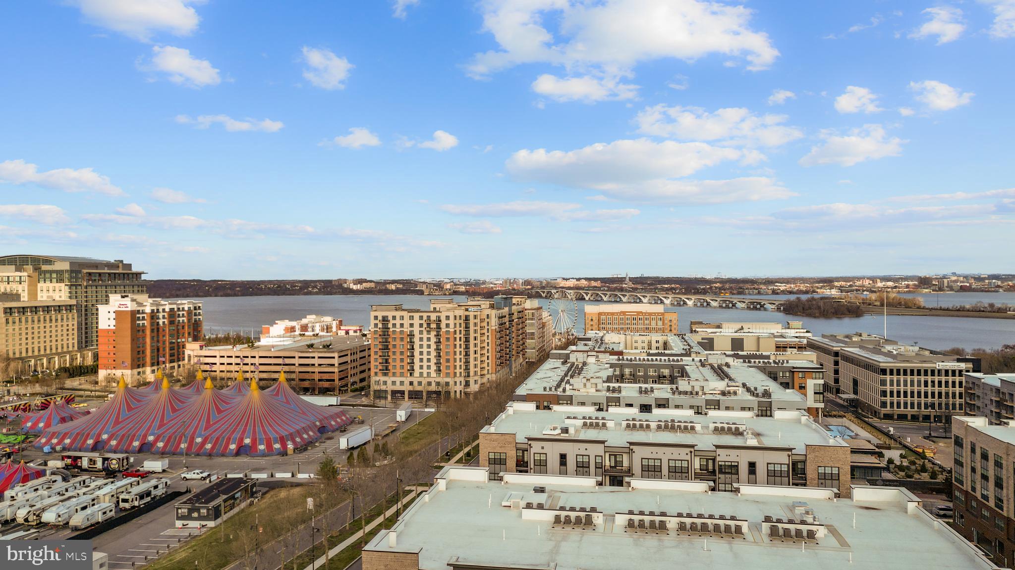 POTOMAC OVERLOOK CONDO - Residential