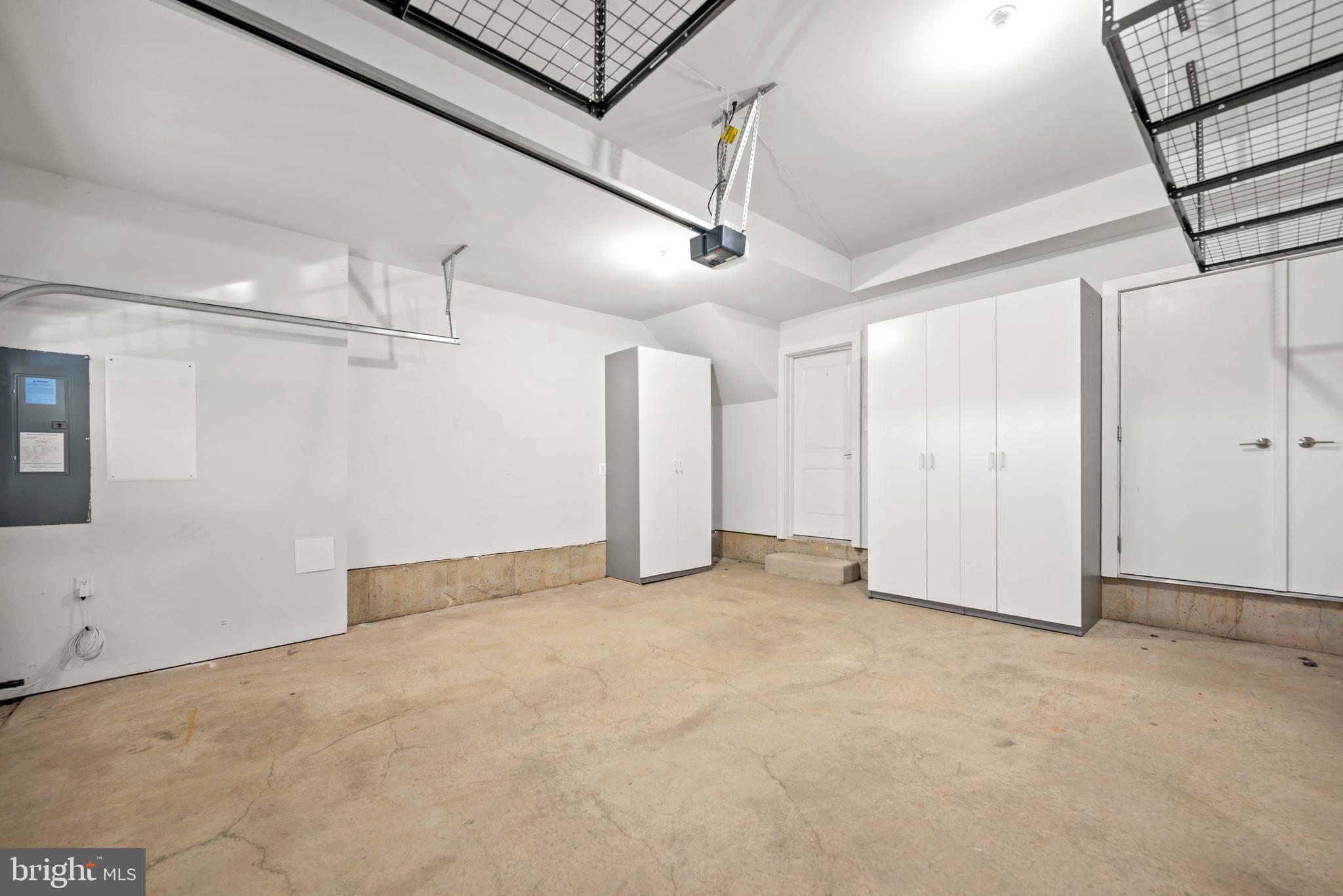 POTOMAC OVERLOOK CONDO - Residential