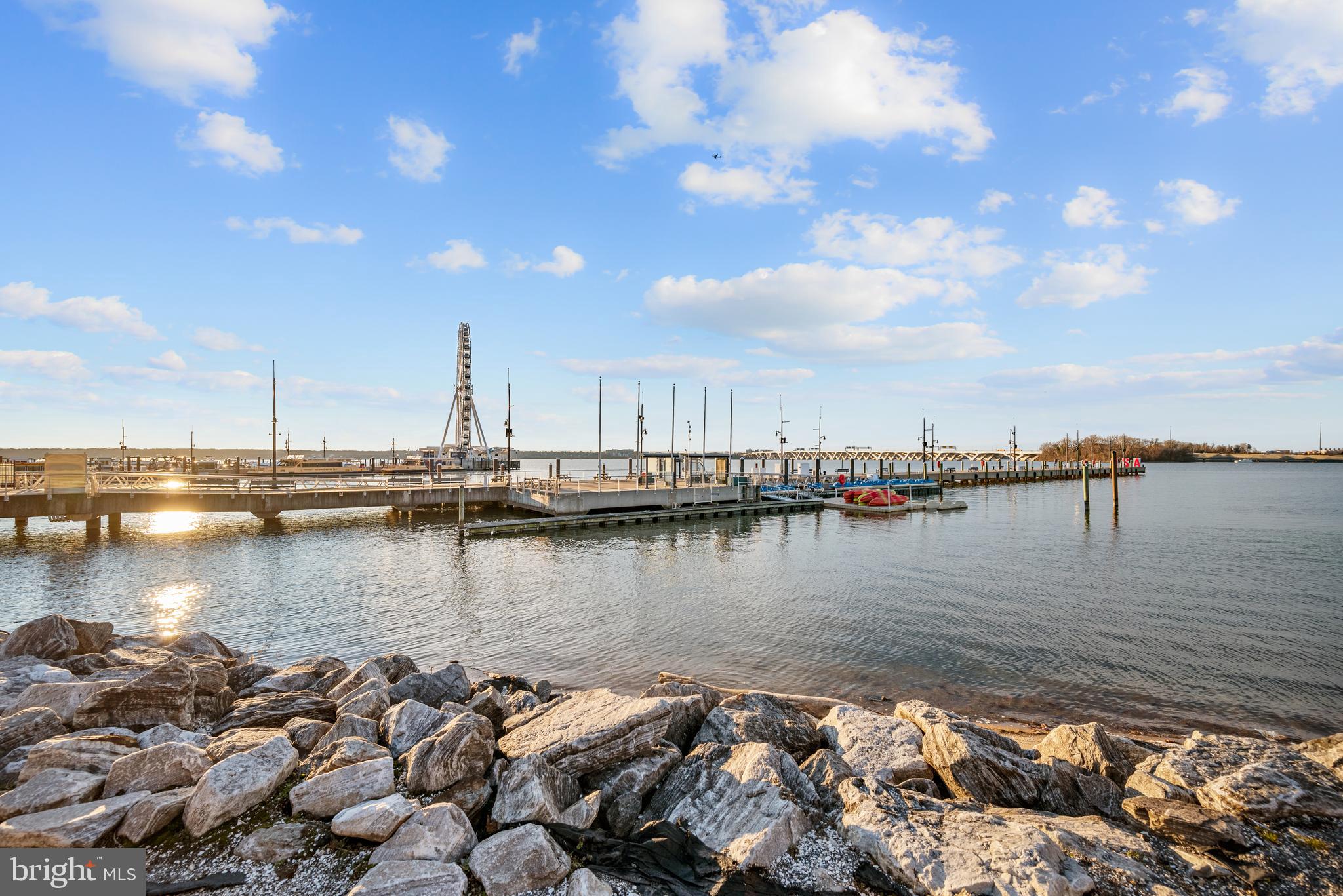 POTOMAC OVERLOOK CONDO - Residential