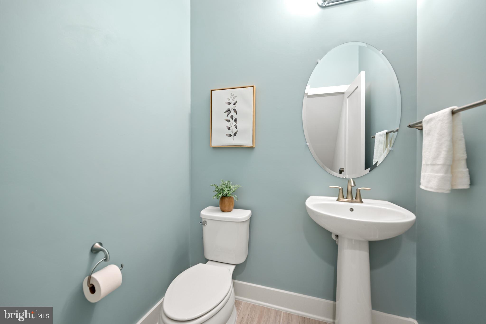 POTOMAC OVERLOOK CONDO - Residential