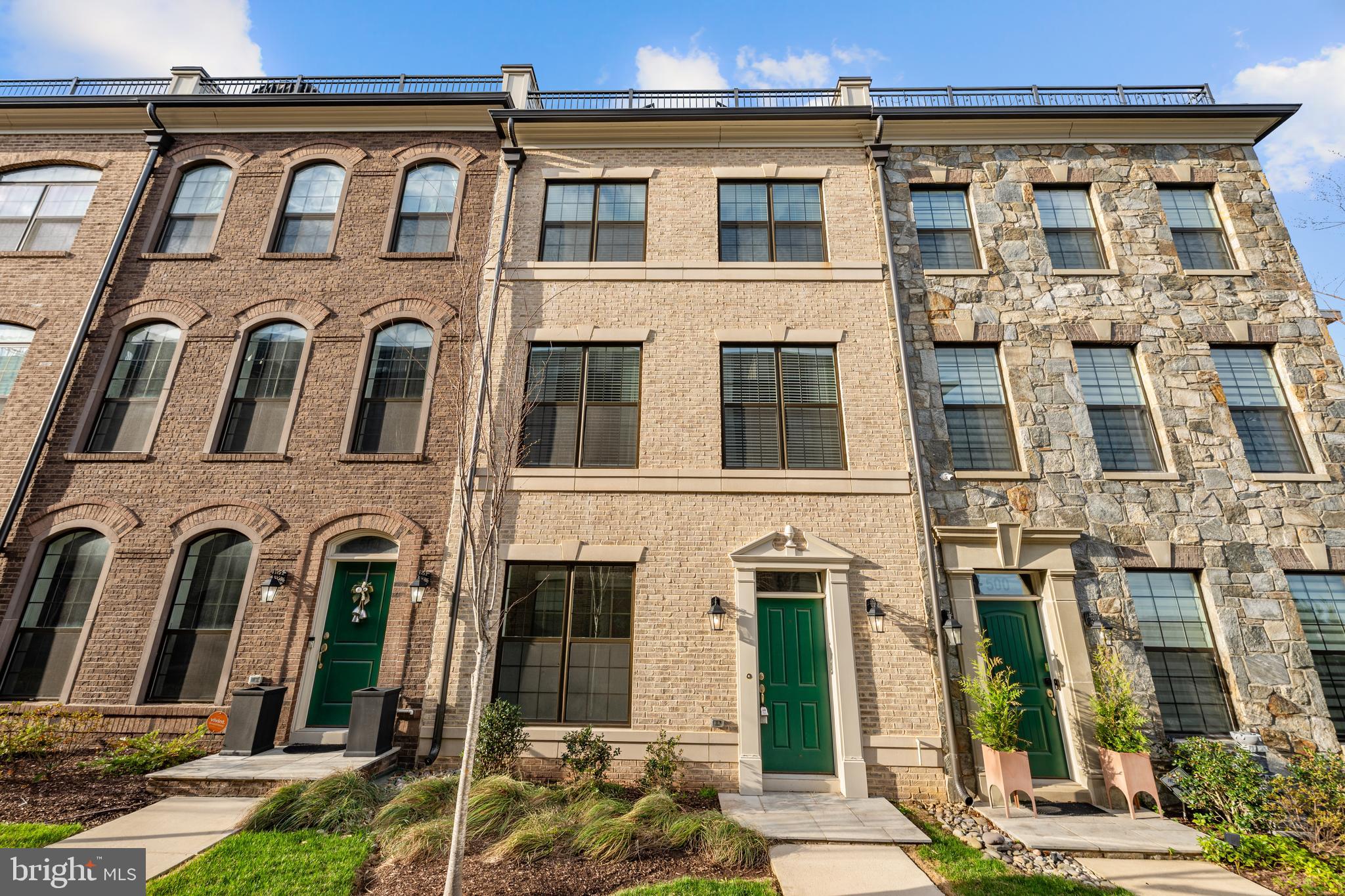 POTOMAC OVERLOOK CONDO - Residential