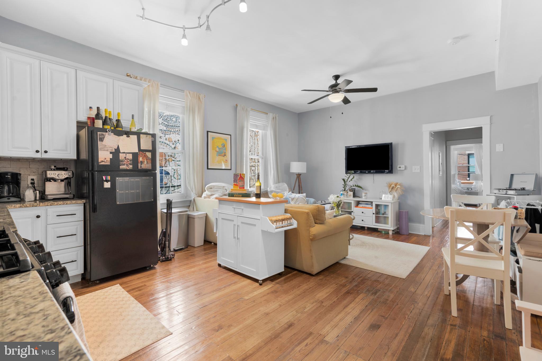 This charming two-bedroom, one-bath apartment is located on the 2nd floor in the highly desirable Queen Village neighborhood of South Philadelphia. Enjoy a short and easy walk to the vibrant shops and restaurants on South Street, as well as the scenic Washington Square Park. This apartment offers a perfect blend of comfort and convenience in one of Philadelphia’s most sought-after areas. Schedule a viewing today!