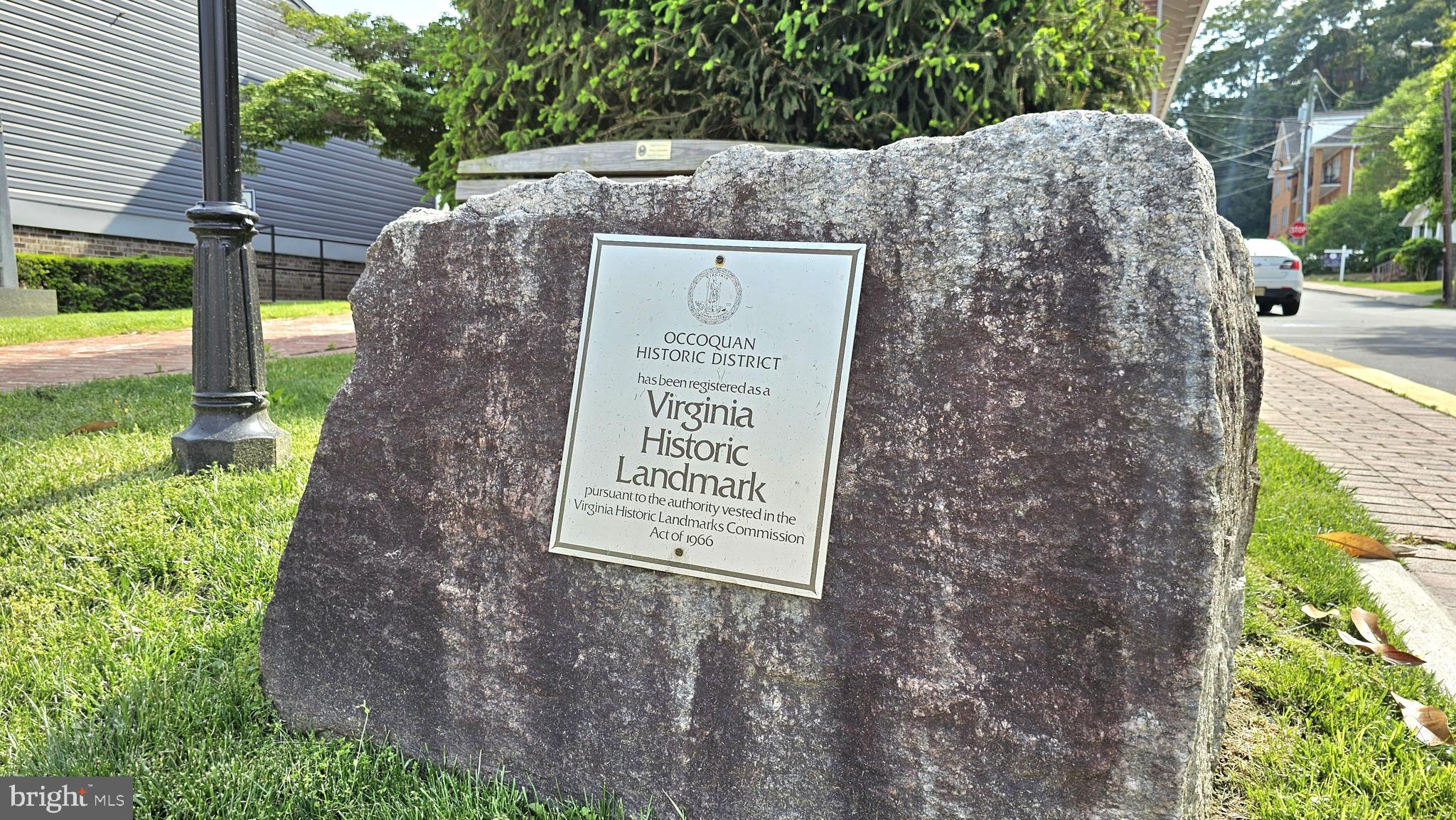 OCCOQUAN POINTE - Residential