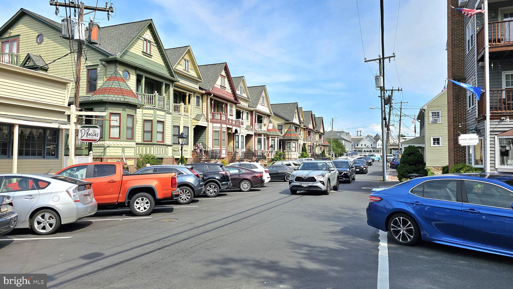 OCCOQUAN POINTE - Residential