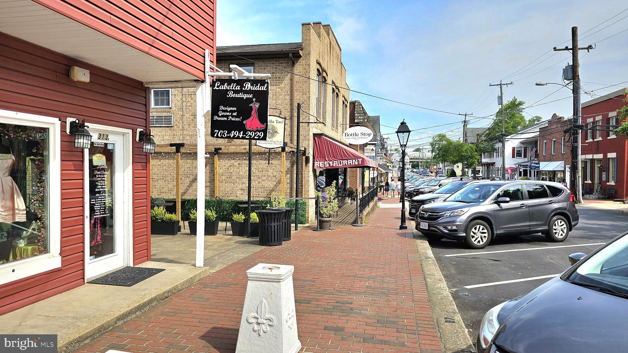 OCCOQUAN POINTE - Residential