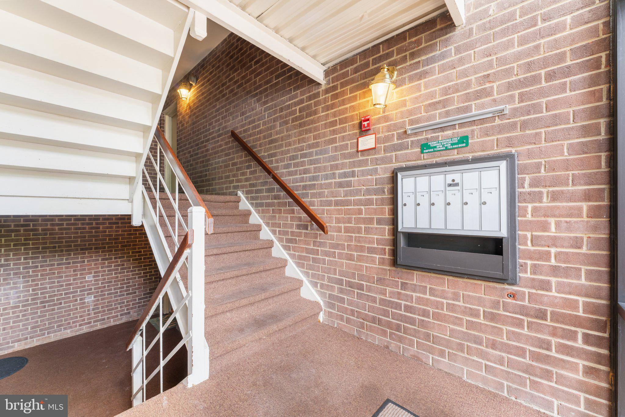 1413 NORTHGATE SQUARE 13/2A