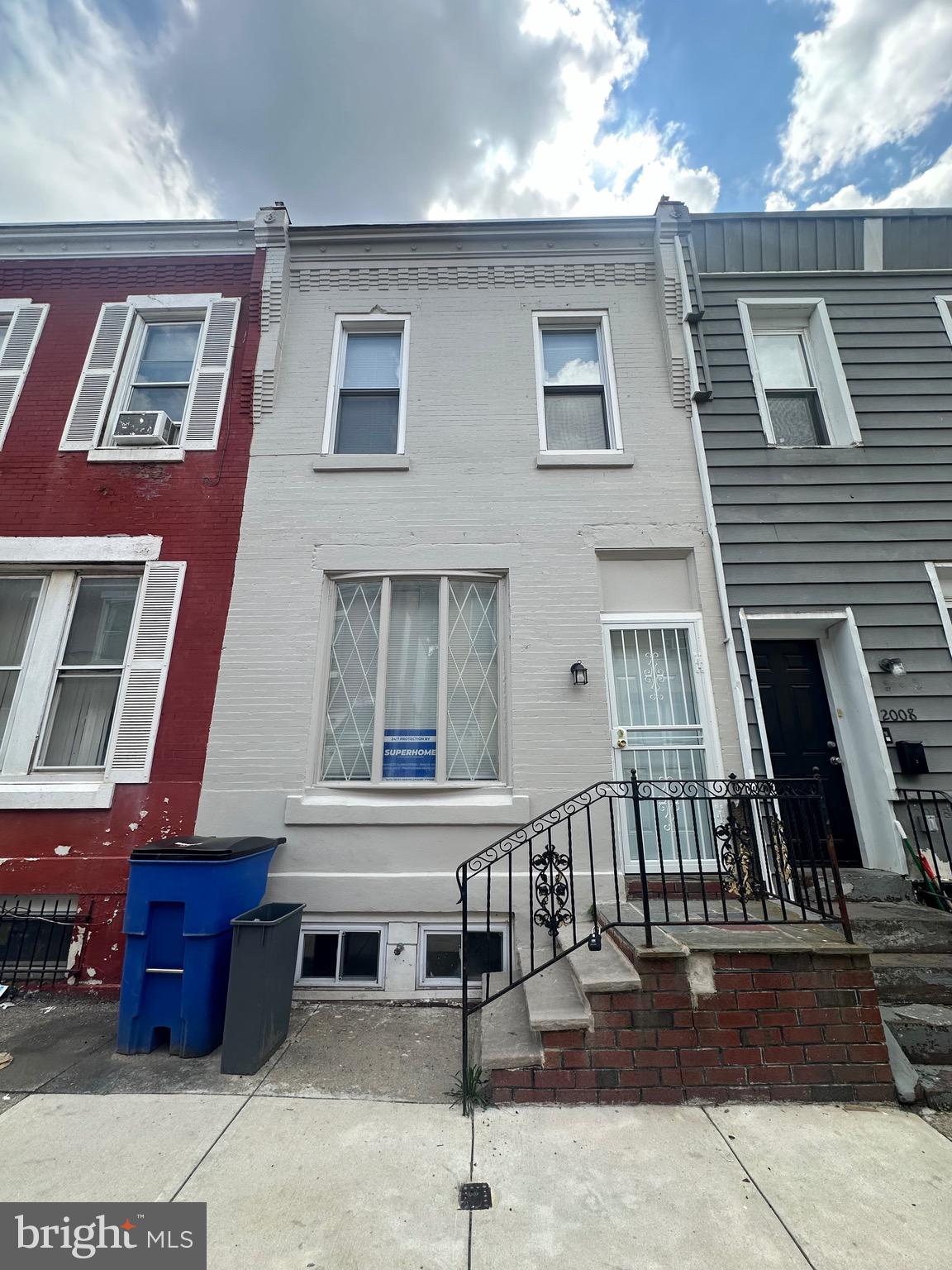 Welcome to 2006 N Etting st! This home is located in the Strawberry Mansion neighborhood in North Philadelphia. This row home offers 3 bedrooms and 1.5 bathrooms. When you first enter the home you will notice the main floor offers an open floor plan that show case a spacious living and dining area with newly renovated kitchen. Towards the rear of the home, you will discover a convenient half bathroom and a full laundry room equipped with a washer and dryer. The first floor does have an accessible exit to the spacious backyard! Upstairs you will find your 3 spacious bedrooms and full bath. There is hardwood flooring throughout downstairs and upstairs for quick clean ups and easy to maintain. Tenants do have access to the basement for extra storage. This home is also walking distance to East Fairmount Park if you are looking for extra recreational activities. Public transportation is easily accessible such as bus routes 7, 48, 49 and 61. Don't miss your opportunity to live in this lovely home. Some pets are allowed with a non refundable pet deposit. Tenants are responsible for all utilities. Apply now before it’s gone! Please inquire for application instructions. Low credit score applicants are welcomed. Housing voucher friendly!
Requirements: Applicants to make 3x the monthly rent in verifiable net income, credit history to be considered, no evictions within the past 4 years, and must have a verifiable rental history with on-time rental payments