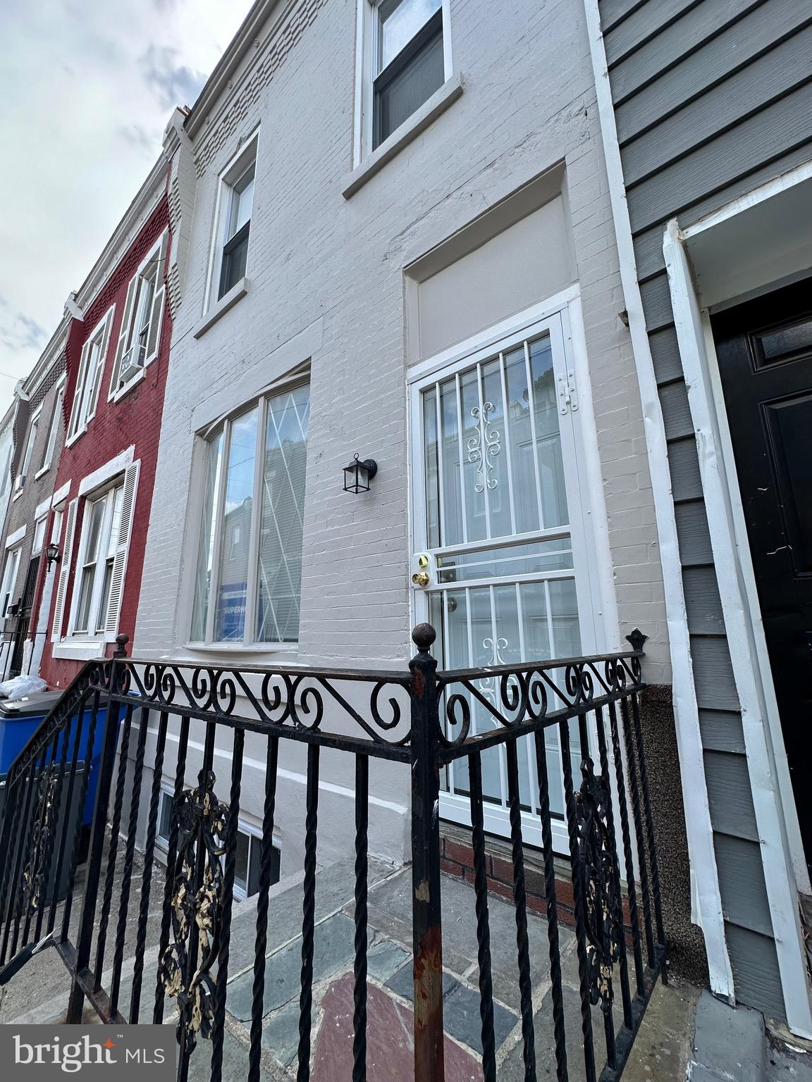 STRAWBERRY MANSION - Residential Lease