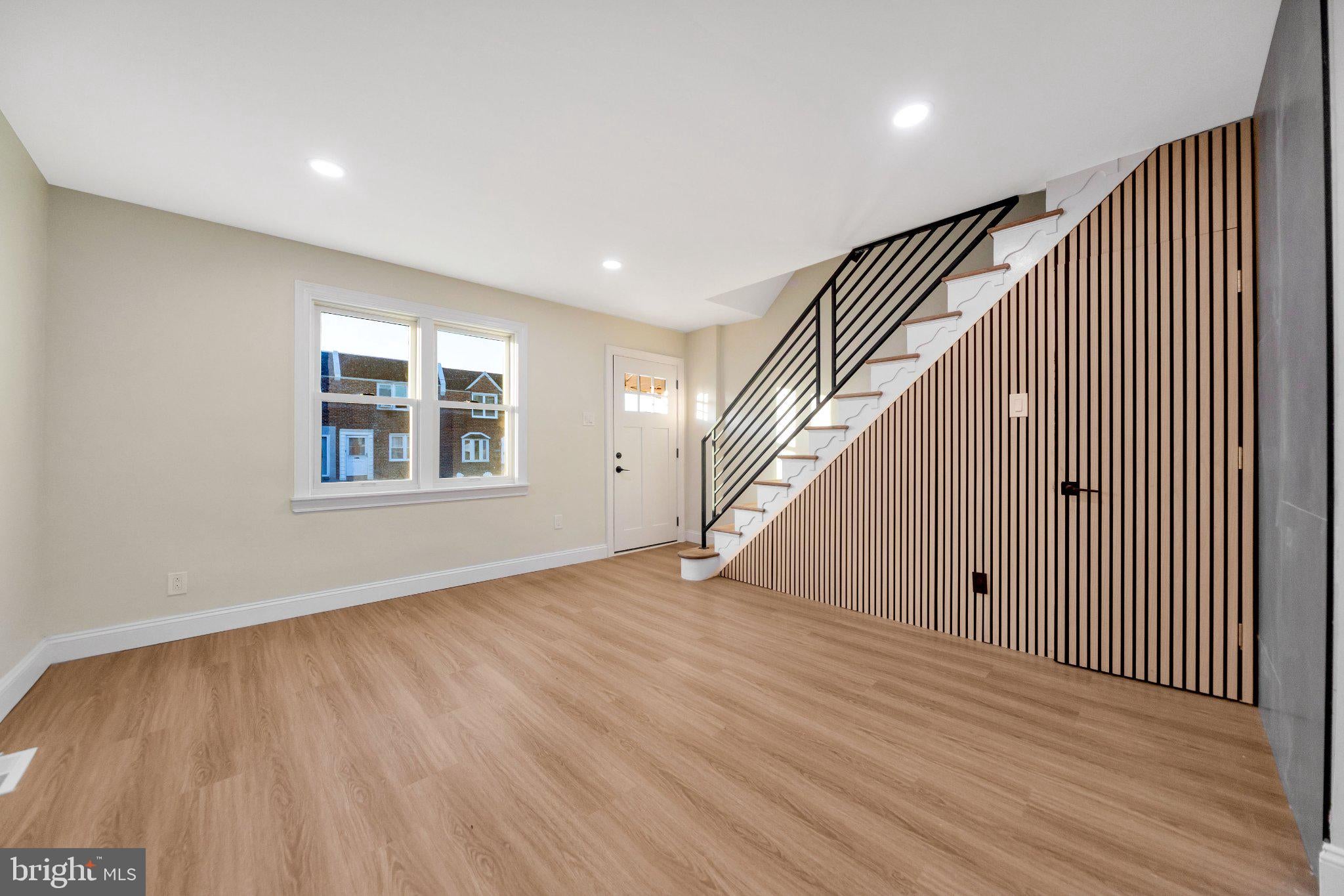 362 FAIRWAY TERRACE