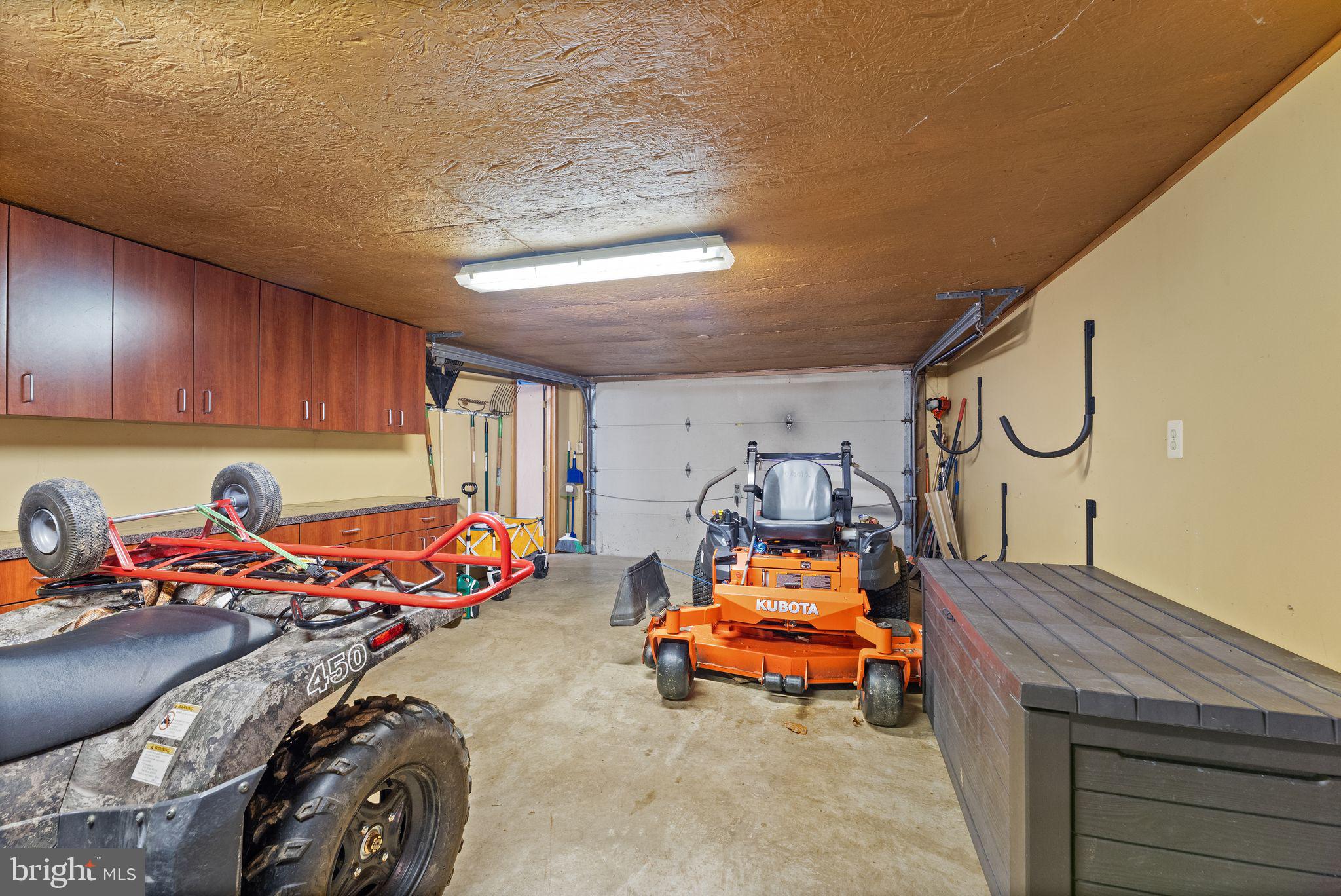 CARTER FARM ESTATES - Residential