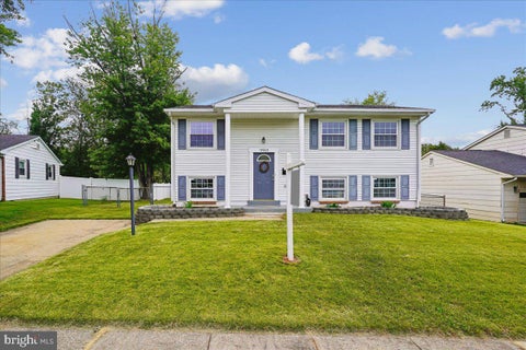 Photo of 13903 Gum Lane, WOODBRIDGE, VA 22193 (MLS # VAPW2130466)