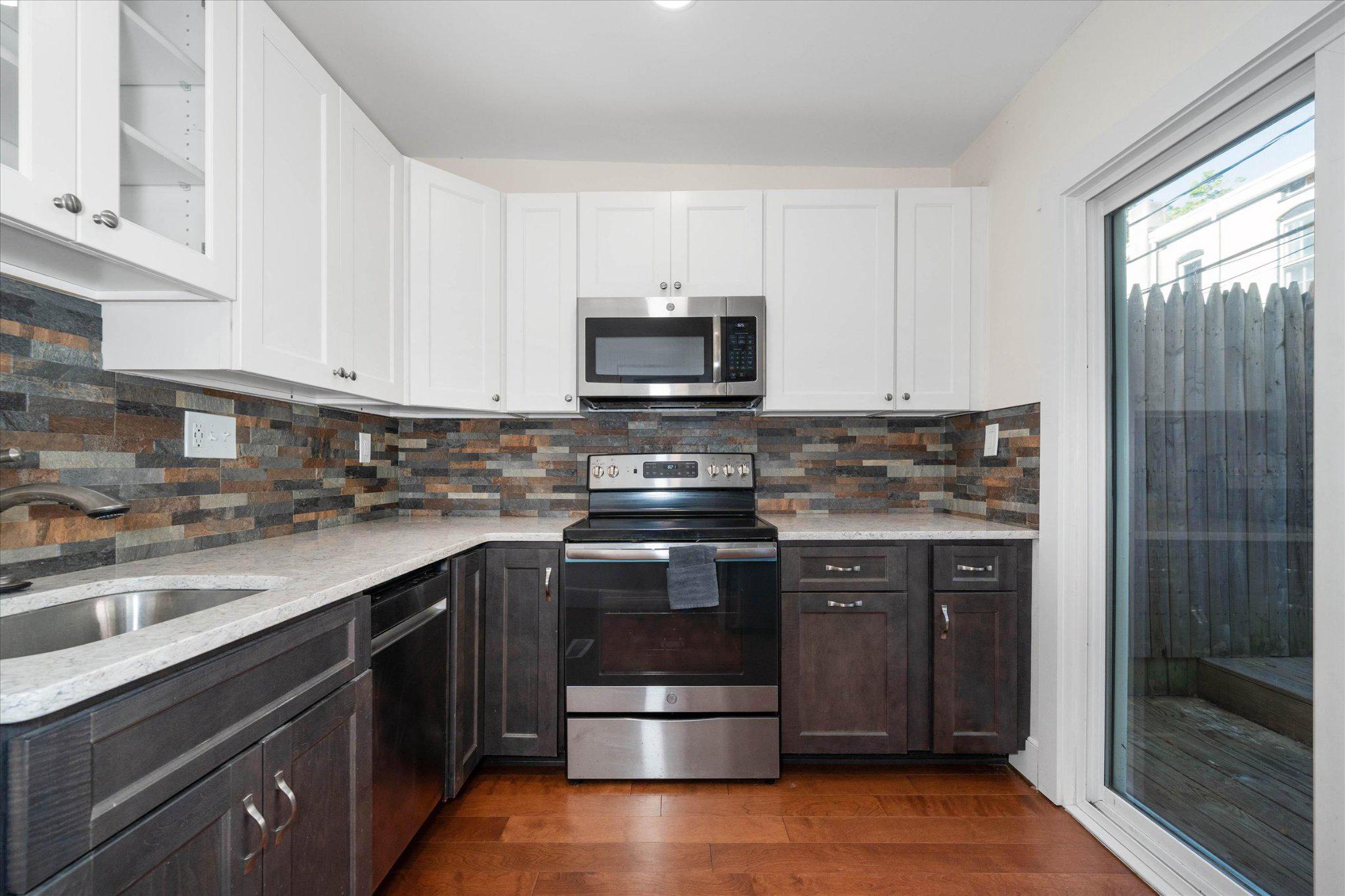 TRINITY VICINITY - Residential