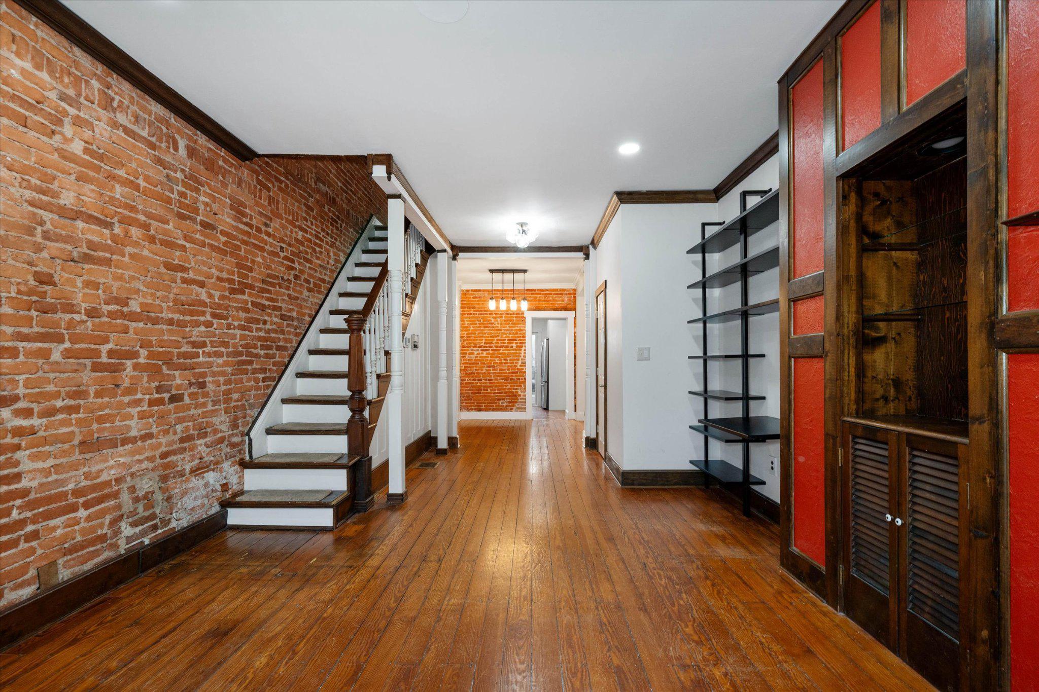 TRINITY VICINITY - Residential