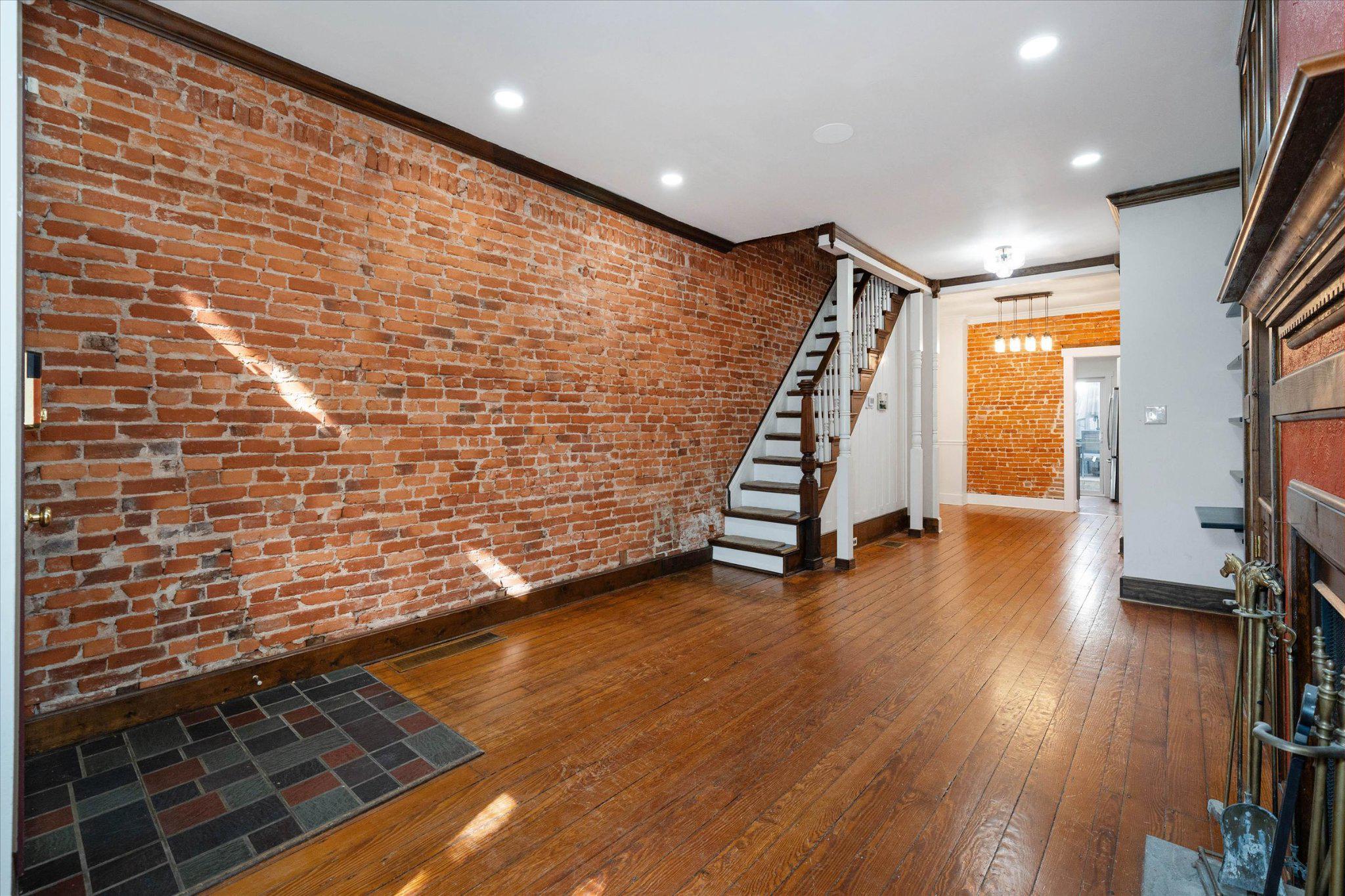 TRINITY VICINITY - Residential