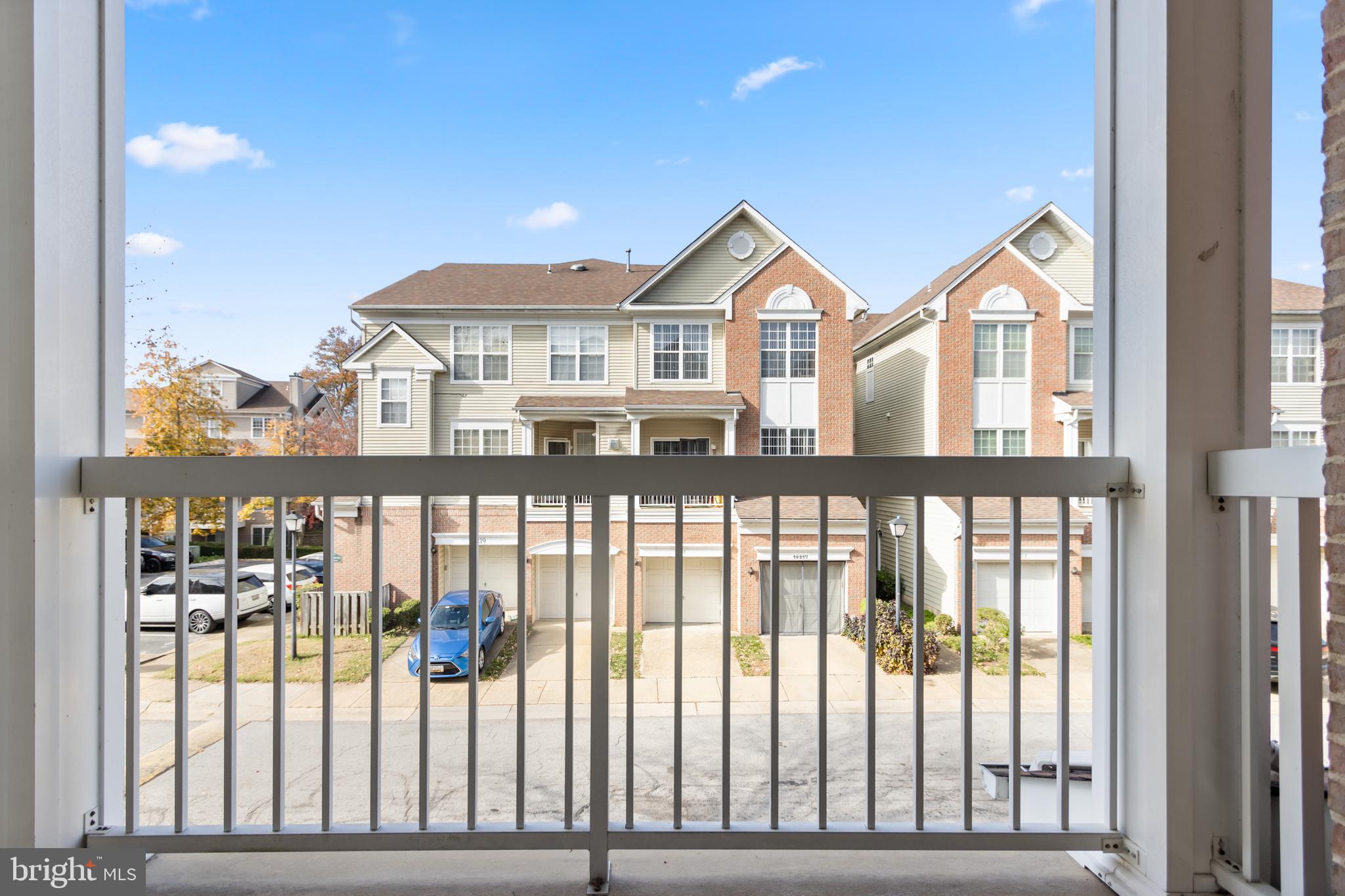 HAMPSHIRE HALL CONDO - Residential