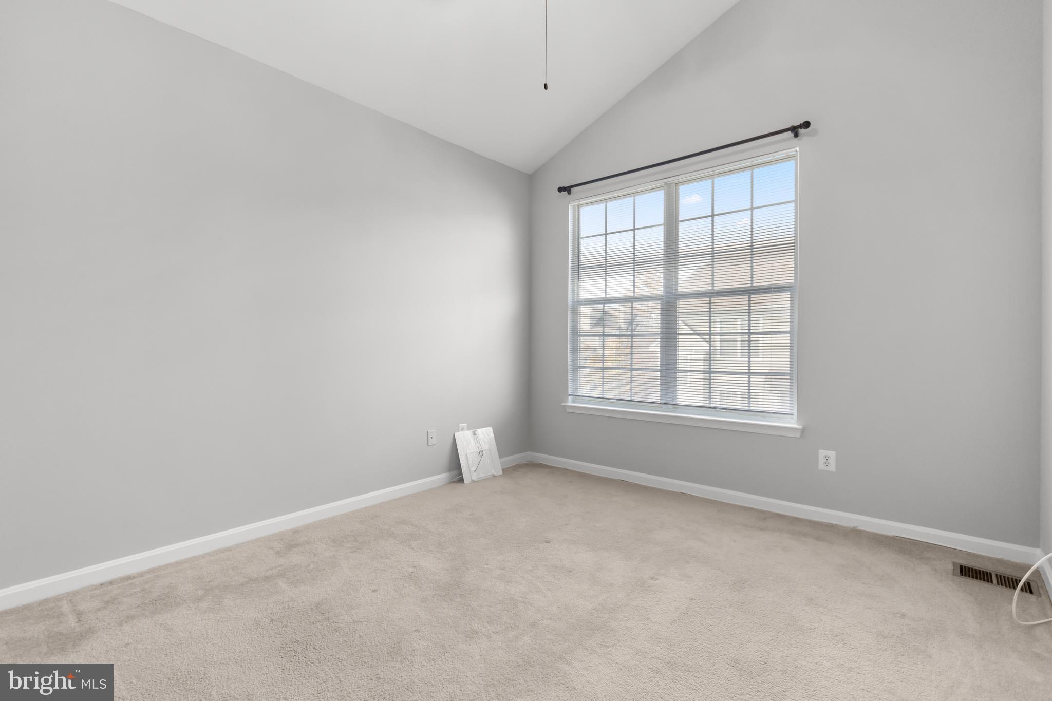 HAMPSHIRE HALL CONDO - Residential