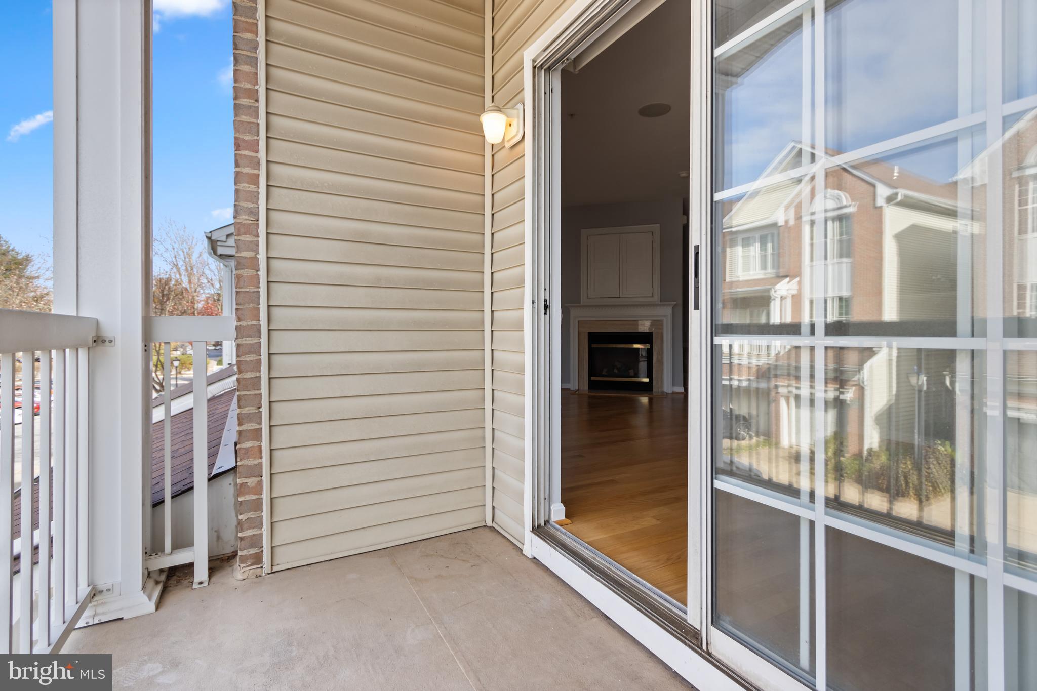 HAMPSHIRE HALL CONDO - Residential