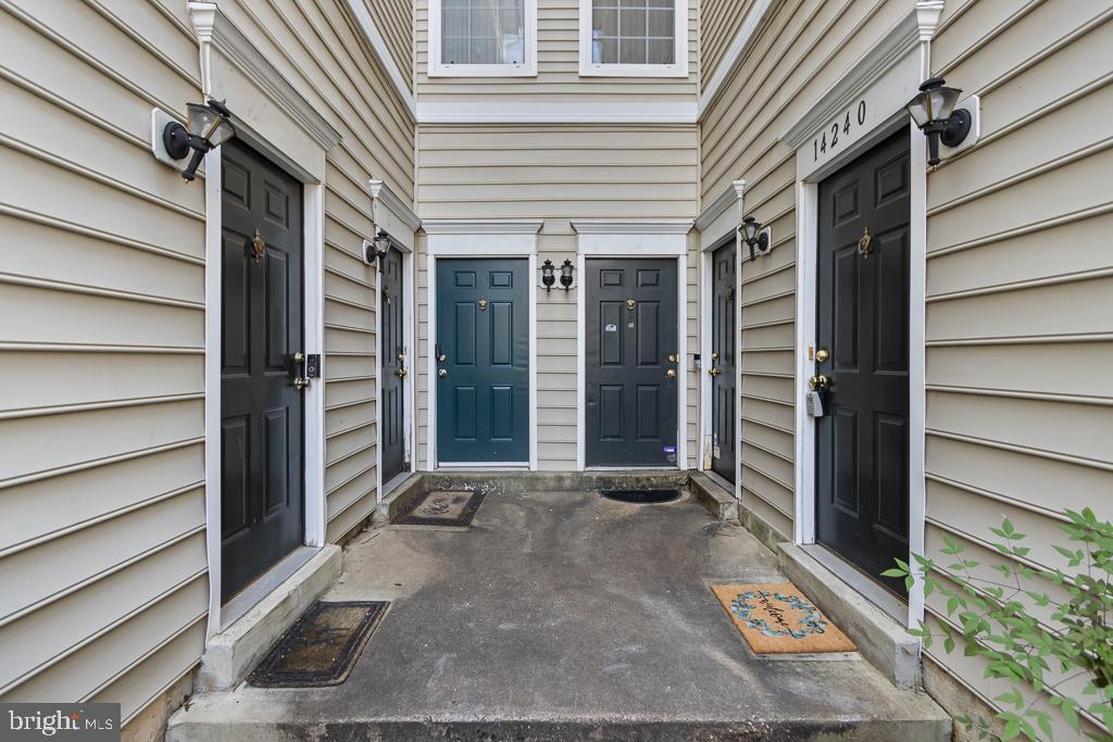 HAMPSHIRE HALL CONDO - Residential