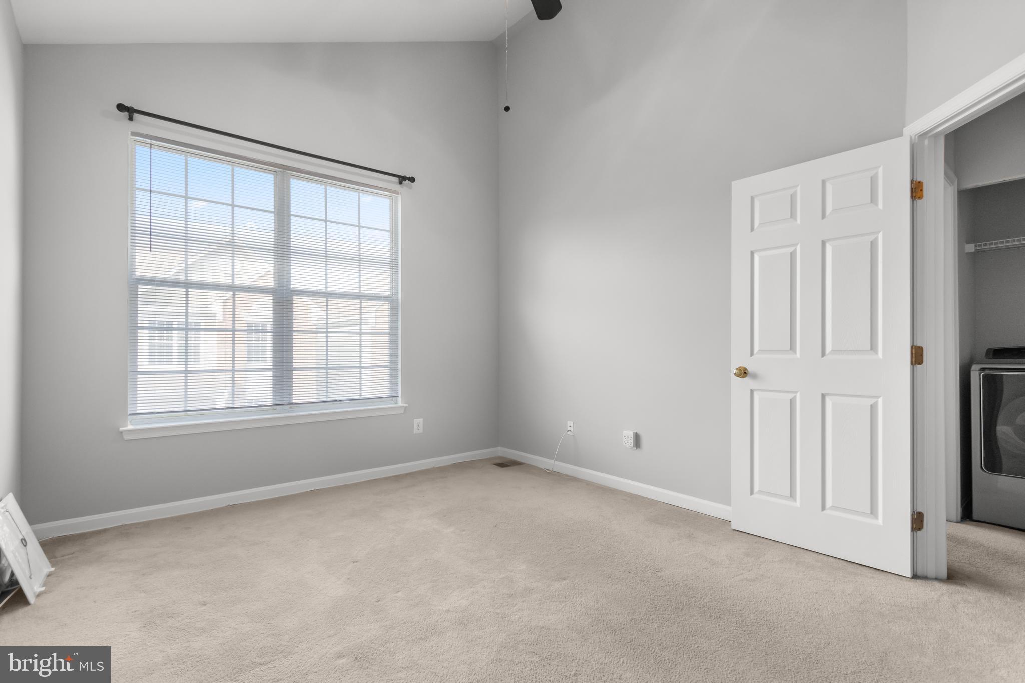 HAMPSHIRE HALL CONDO - Residential