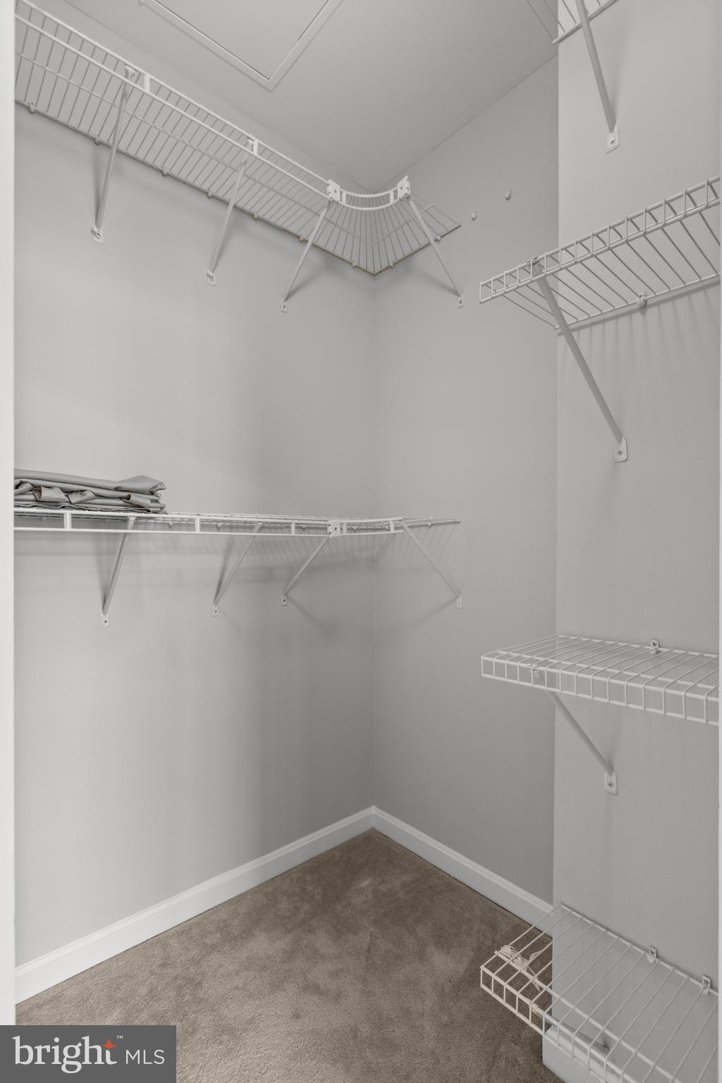 HAMPSHIRE HALL CONDO - Residential