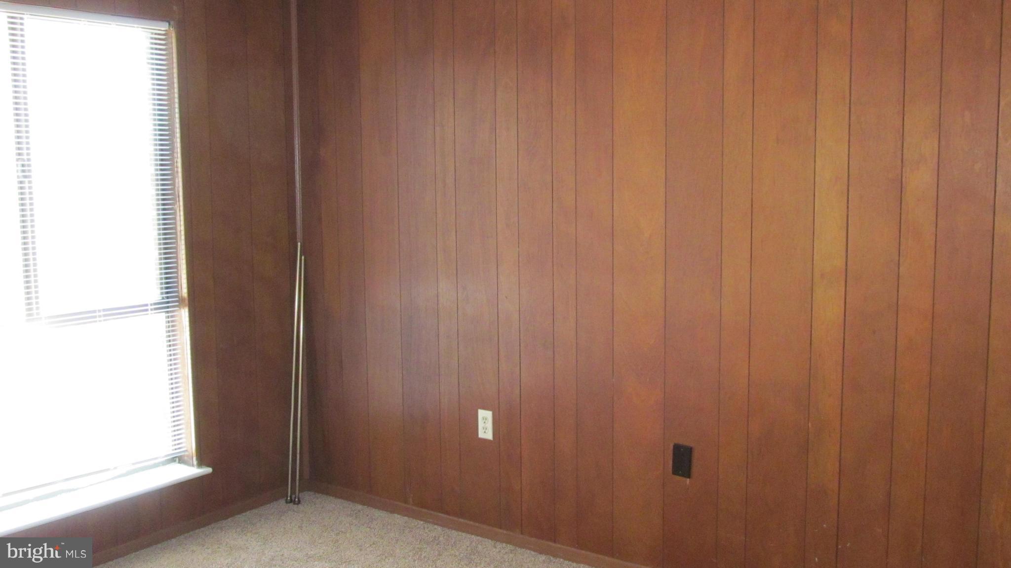 CAMELBACK VILLAGE - Residential Lease