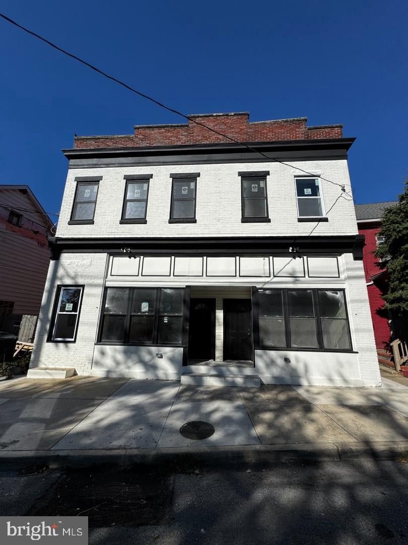 645 PENNSYLVANIA AVENUE