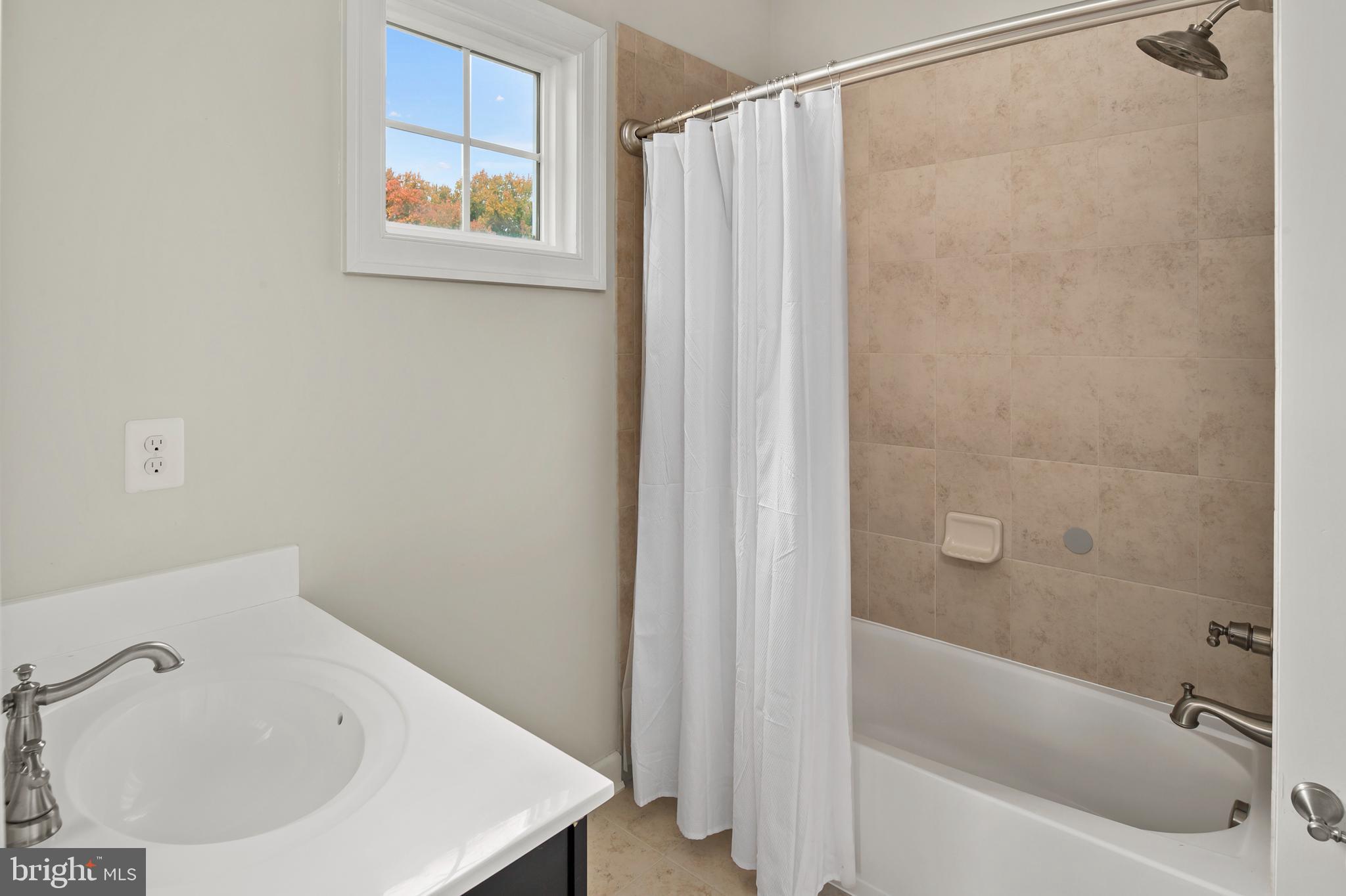 FAIRWOOD - Residential