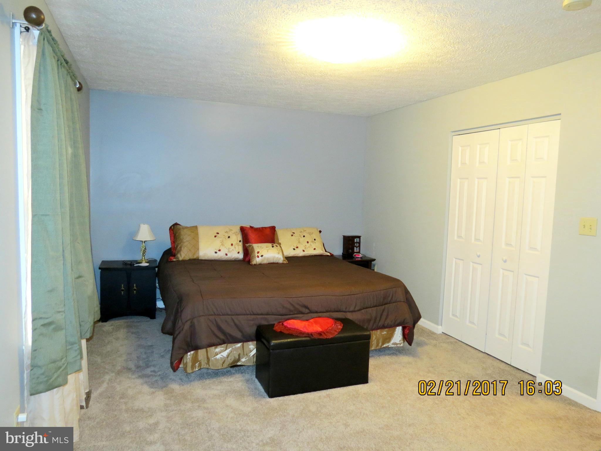 WHISPERING FALLS - Residential