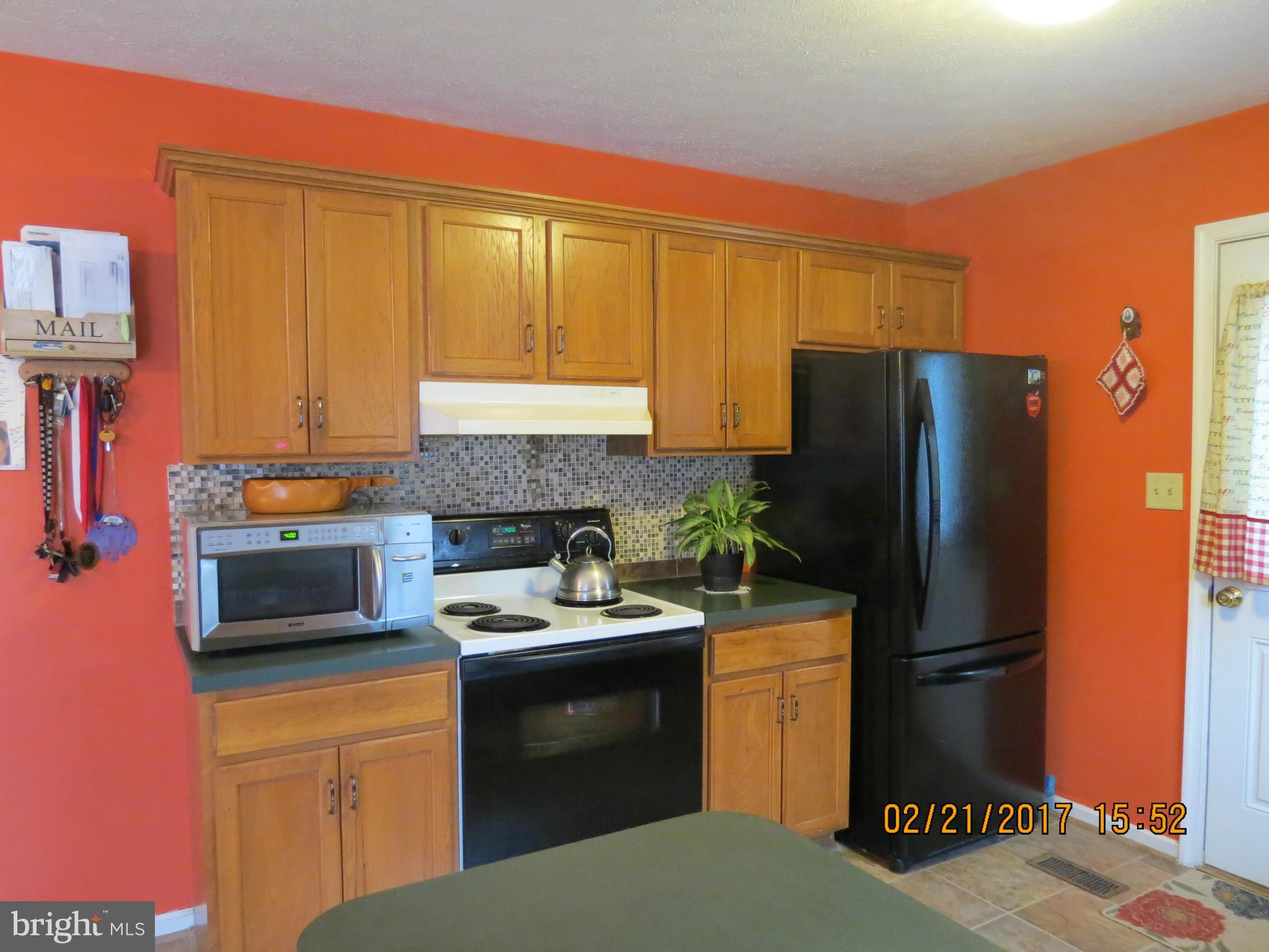 WHISPERING FALLS - Residential