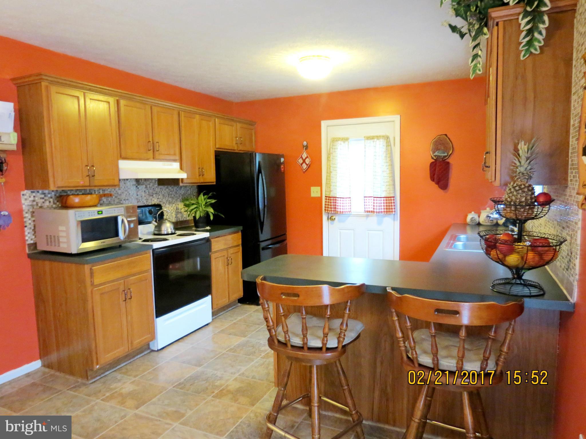 WHISPERING FALLS - Residential