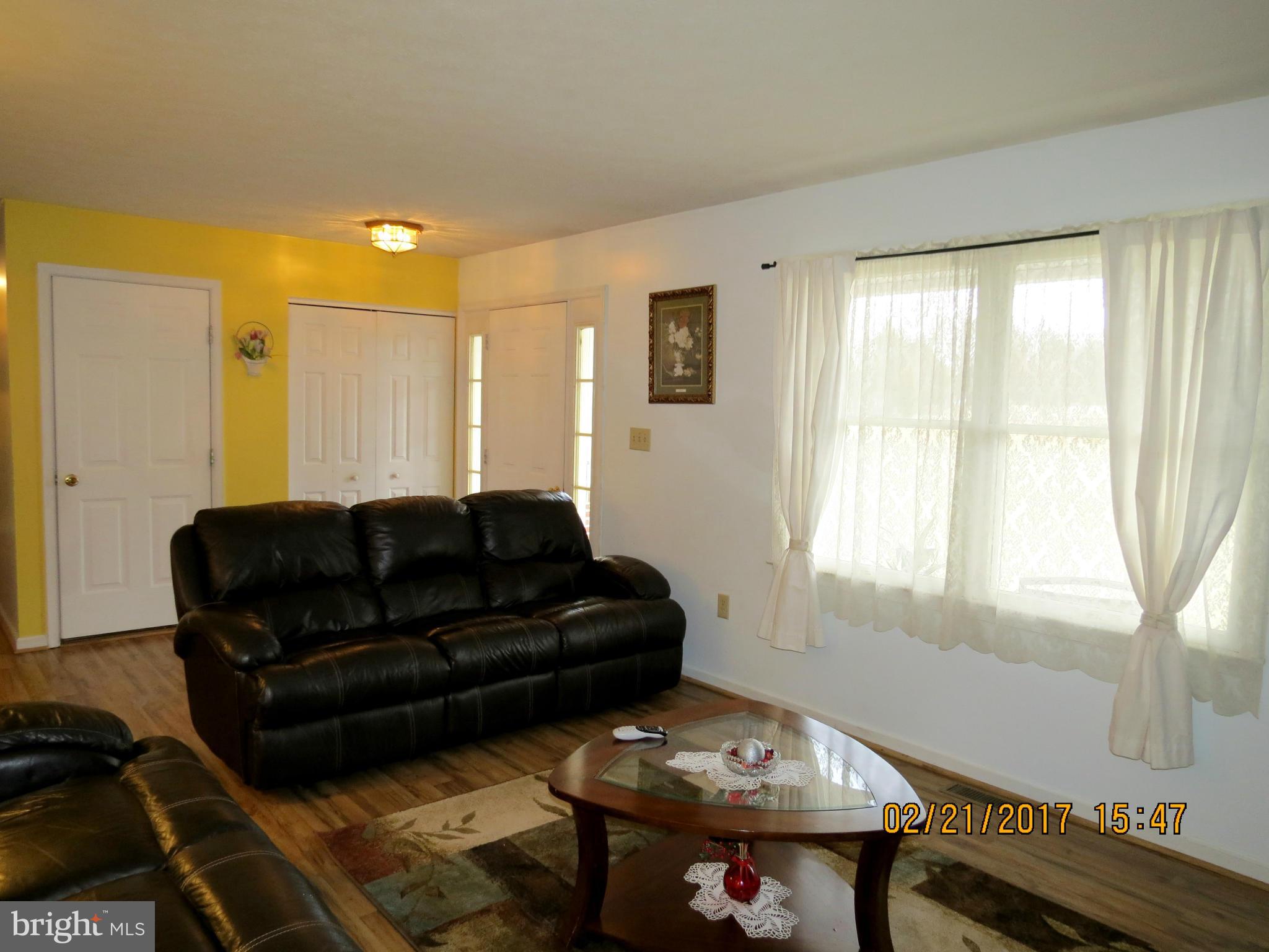 WHISPERING FALLS - Residential