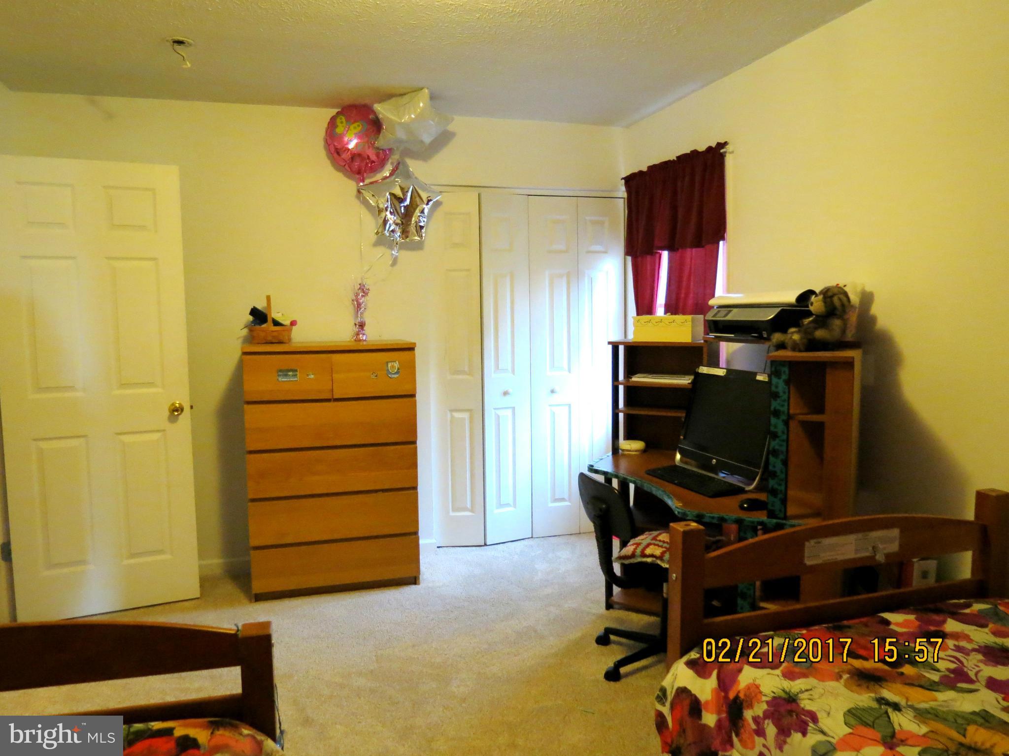 WHISPERING FALLS - Residential