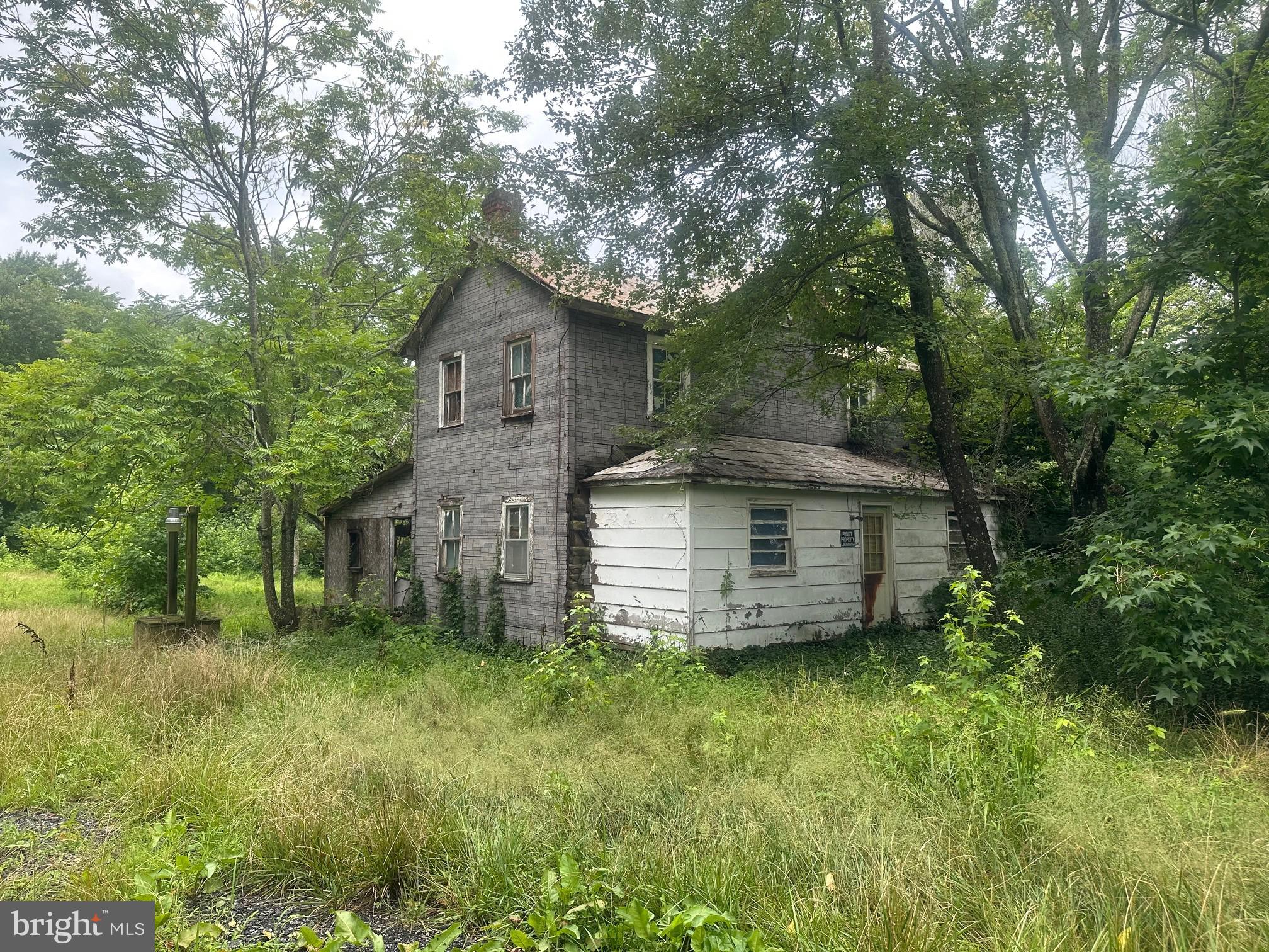 5485 SCHOOL HOUSE ROAD