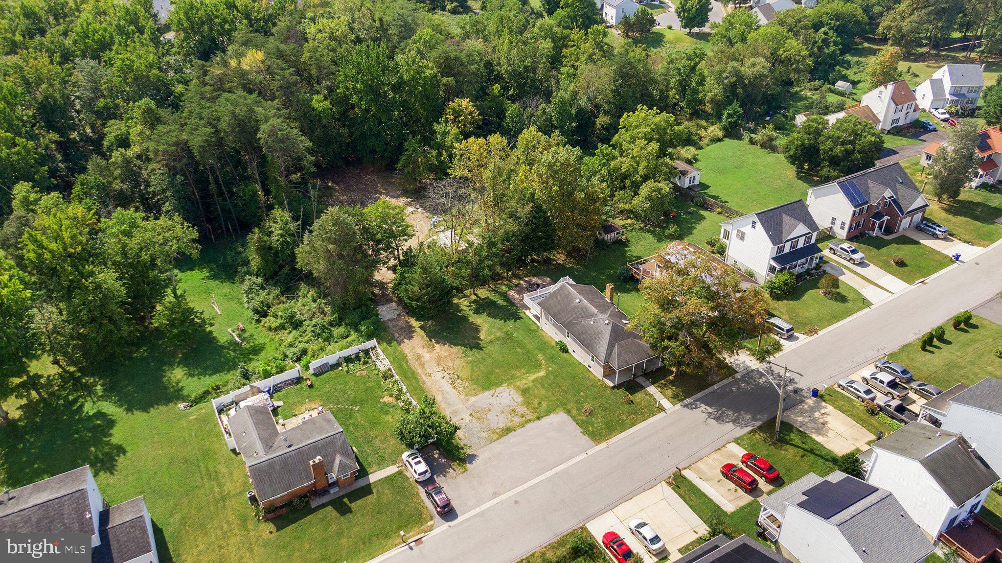 CEDAR MANOR - Residential