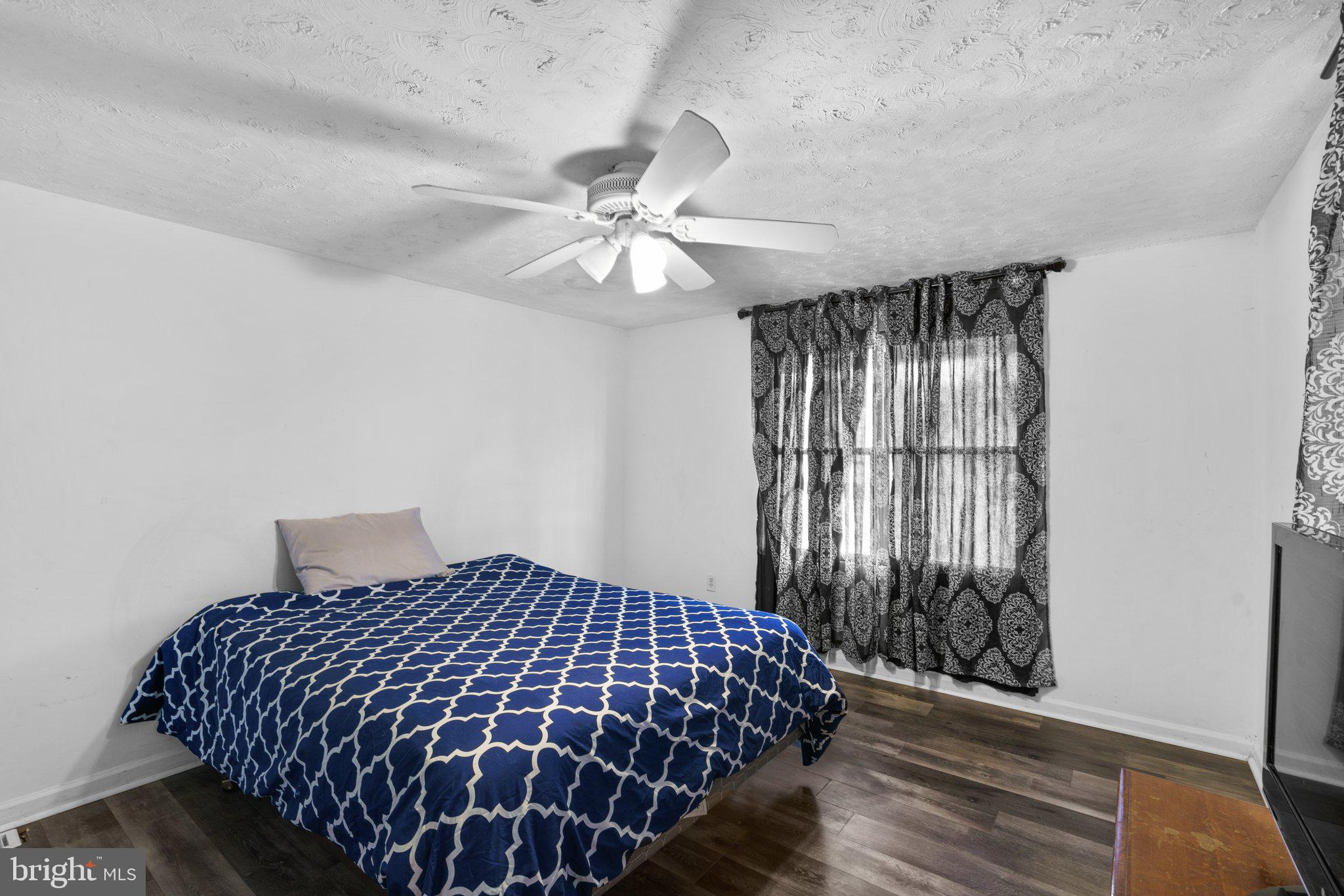 CEDAR MANOR - Residential