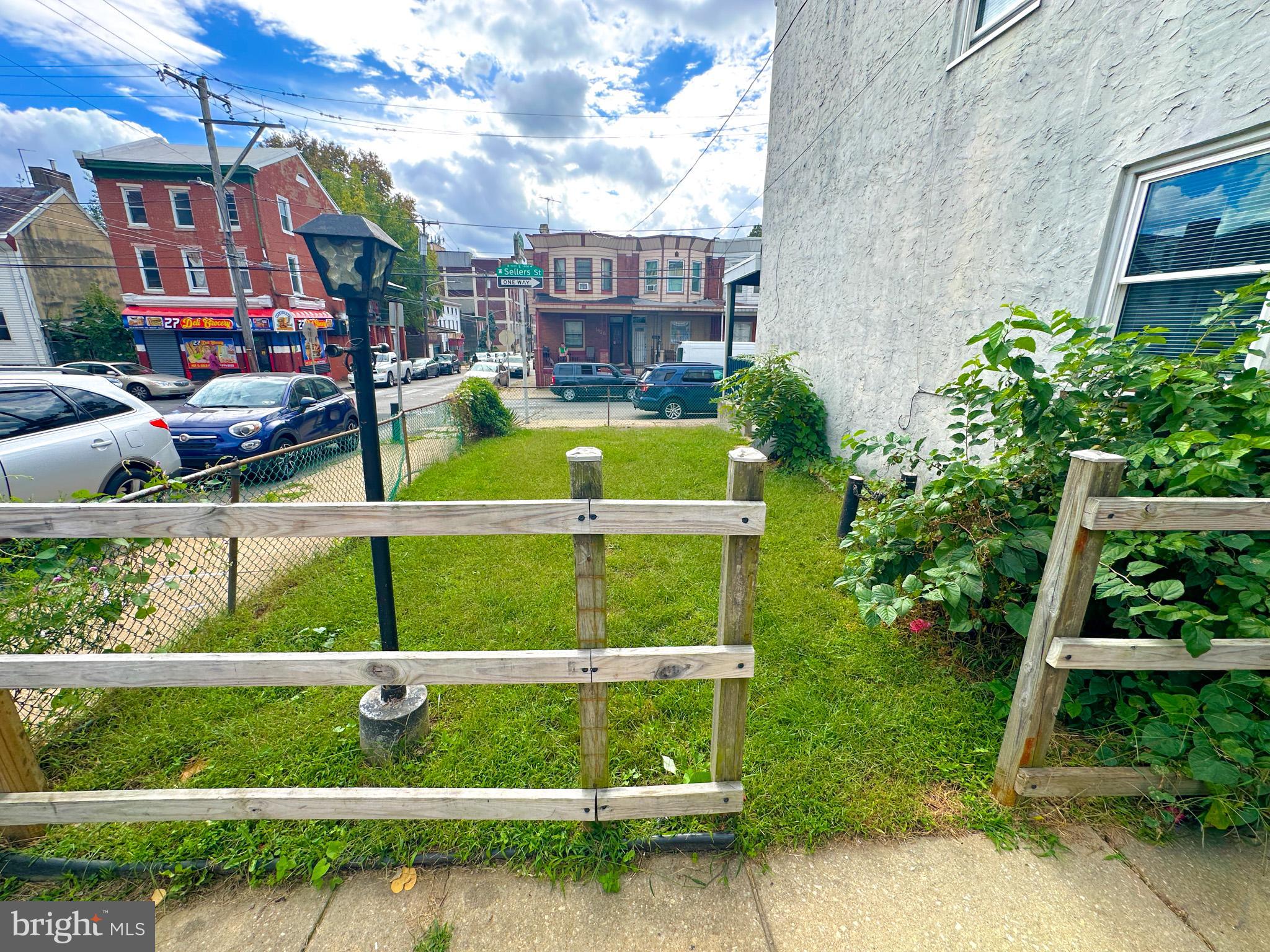 FRANKFORD - Residential Lease