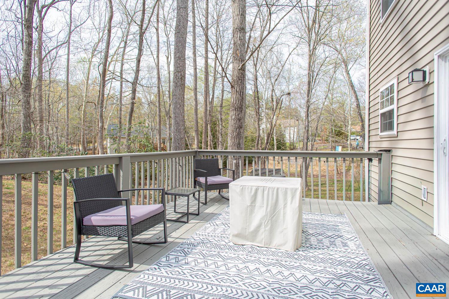 LAKE MONTICELLO - Residential