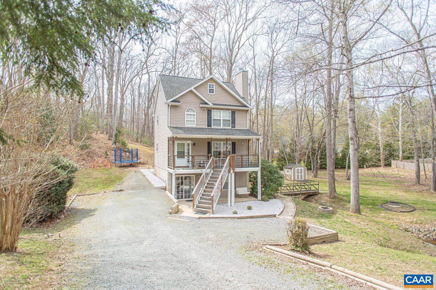 LAKE MONTICELLO - Residential