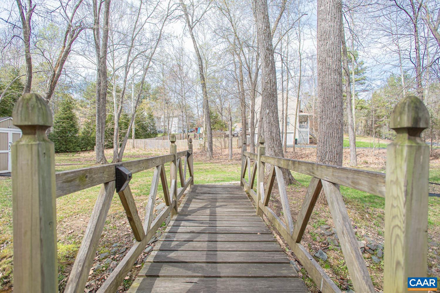 LAKE MONTICELLO - Residential
