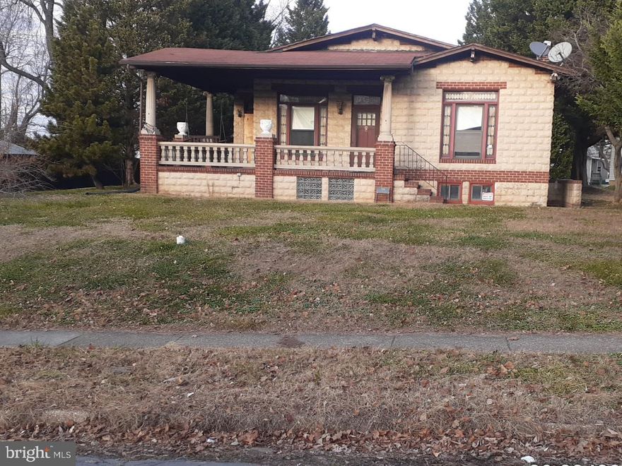 Another wonderful opportunity to own this value priced 2-4 bedroom with 2 bath, LL kitchenette, Front Porch and 3-car, detached garage. This property boasts classic charm with huge room sizes that can be reconfigured for the growing family, a huge yard and a fully improved basement. This great value is a rare find for homeowners and investors alike in this competitive market. Perfect addition to the portfolio for a good ROI or for the ambitious homeowner to bring their creative designs. Don't Delay! See Today!