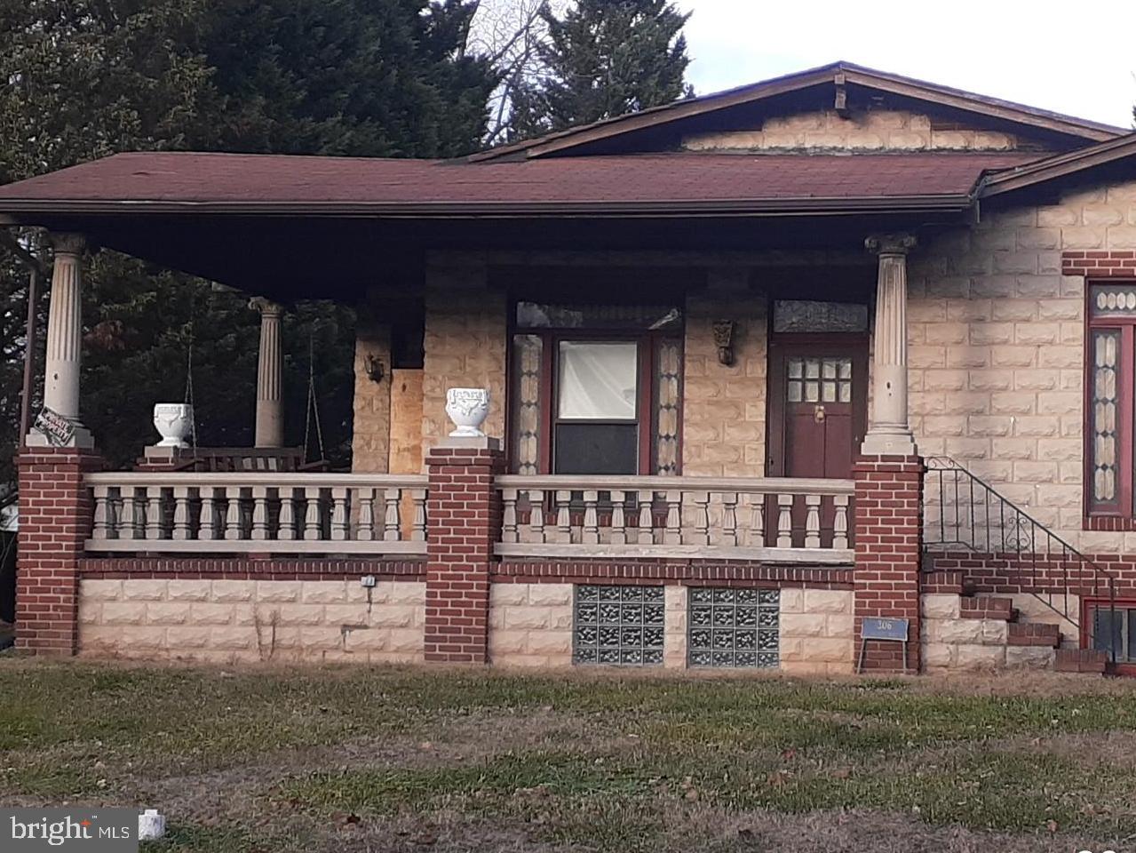 BROOKLYN - Residential