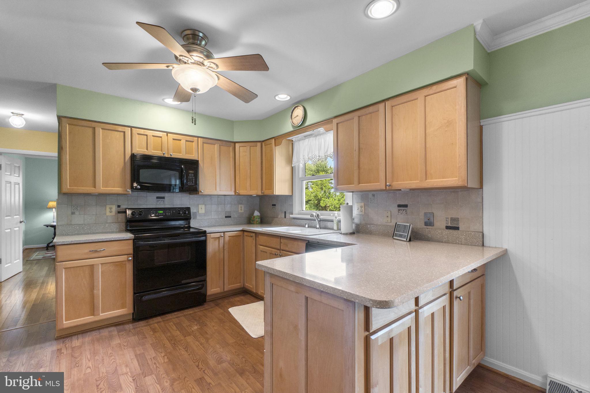 557 OAK TREE ROAD