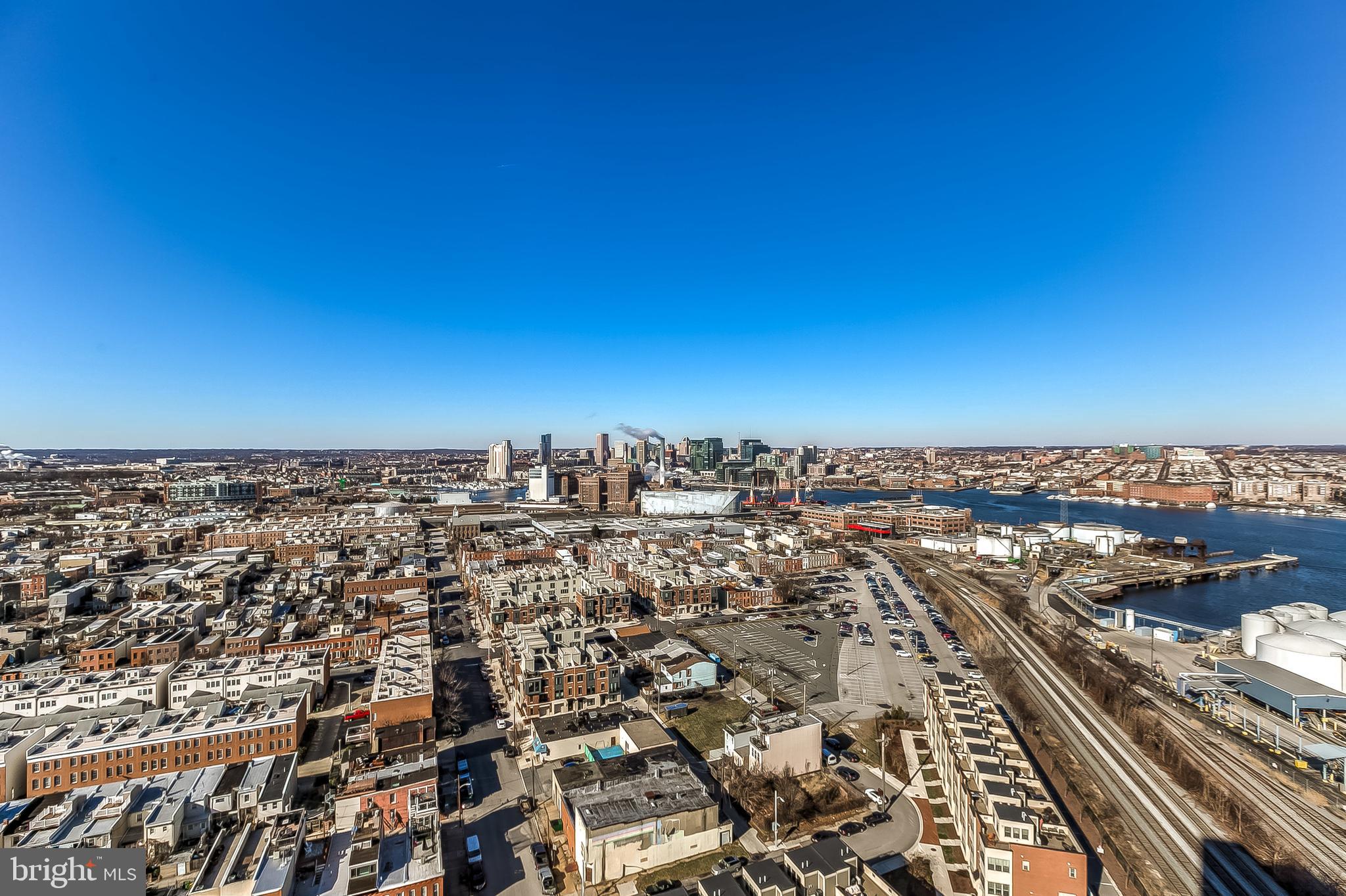 LOCUST POINT - Residential