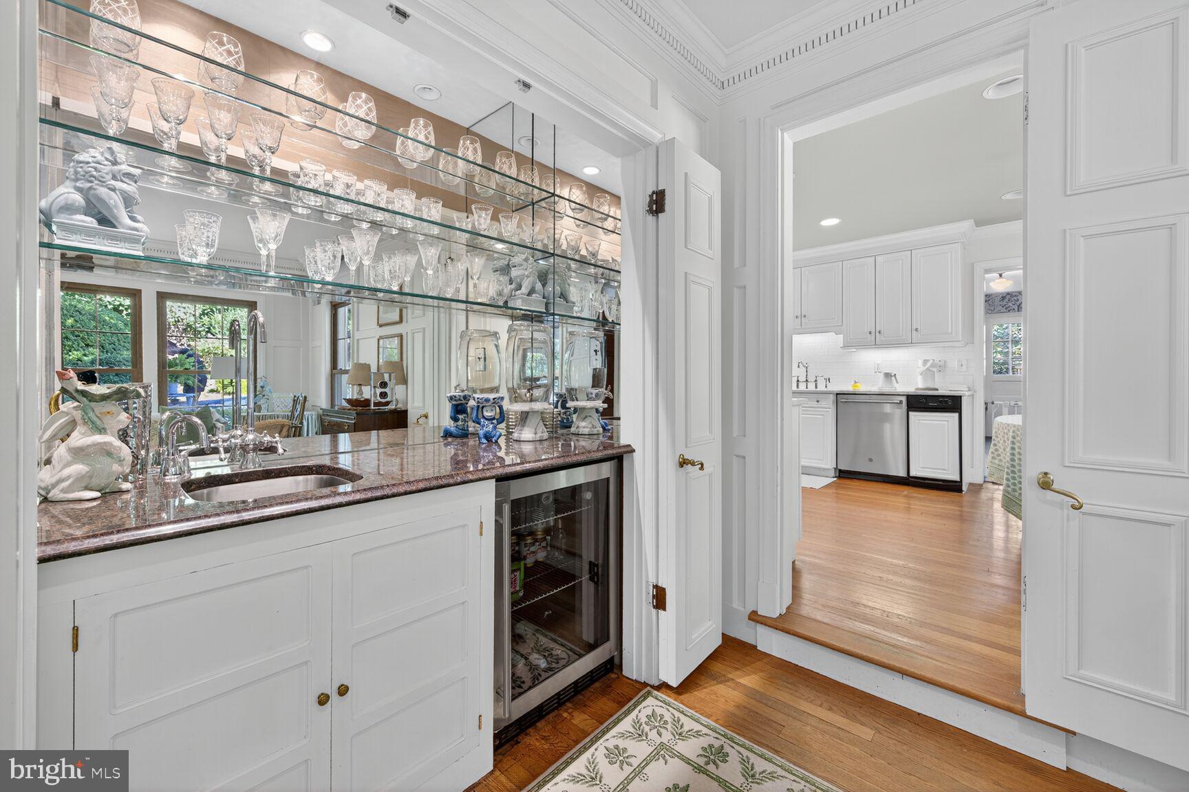 BANNOCKBURN ESTATES - Residential