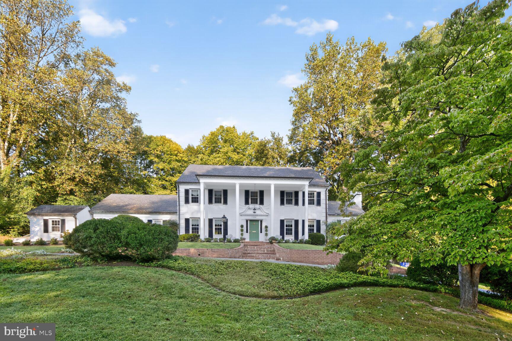 BANNOCKBURN ESTATES - Residential